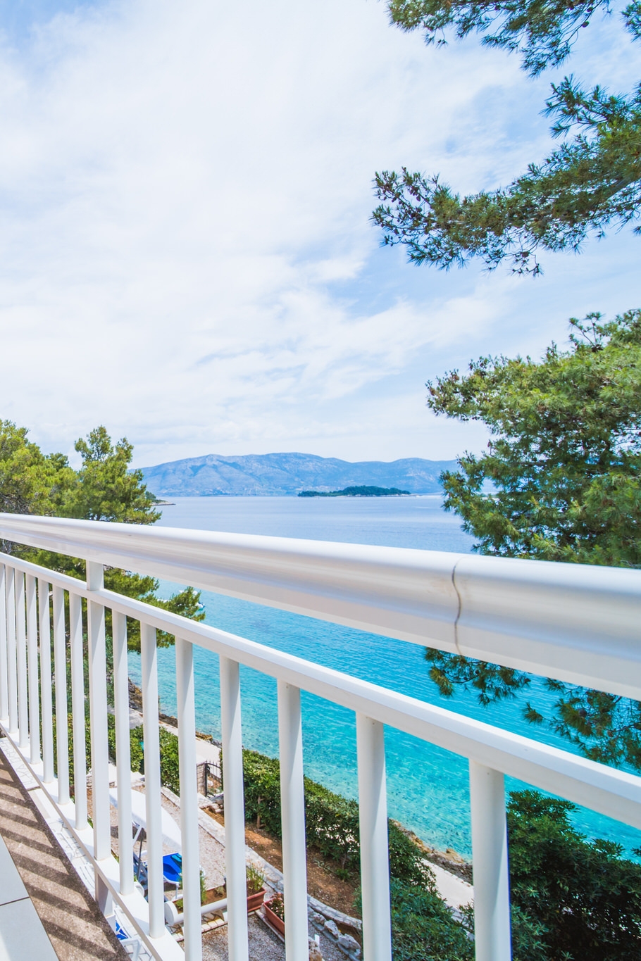 Three bedroom apartment near beach Lumbarda, Korčula  A-a
