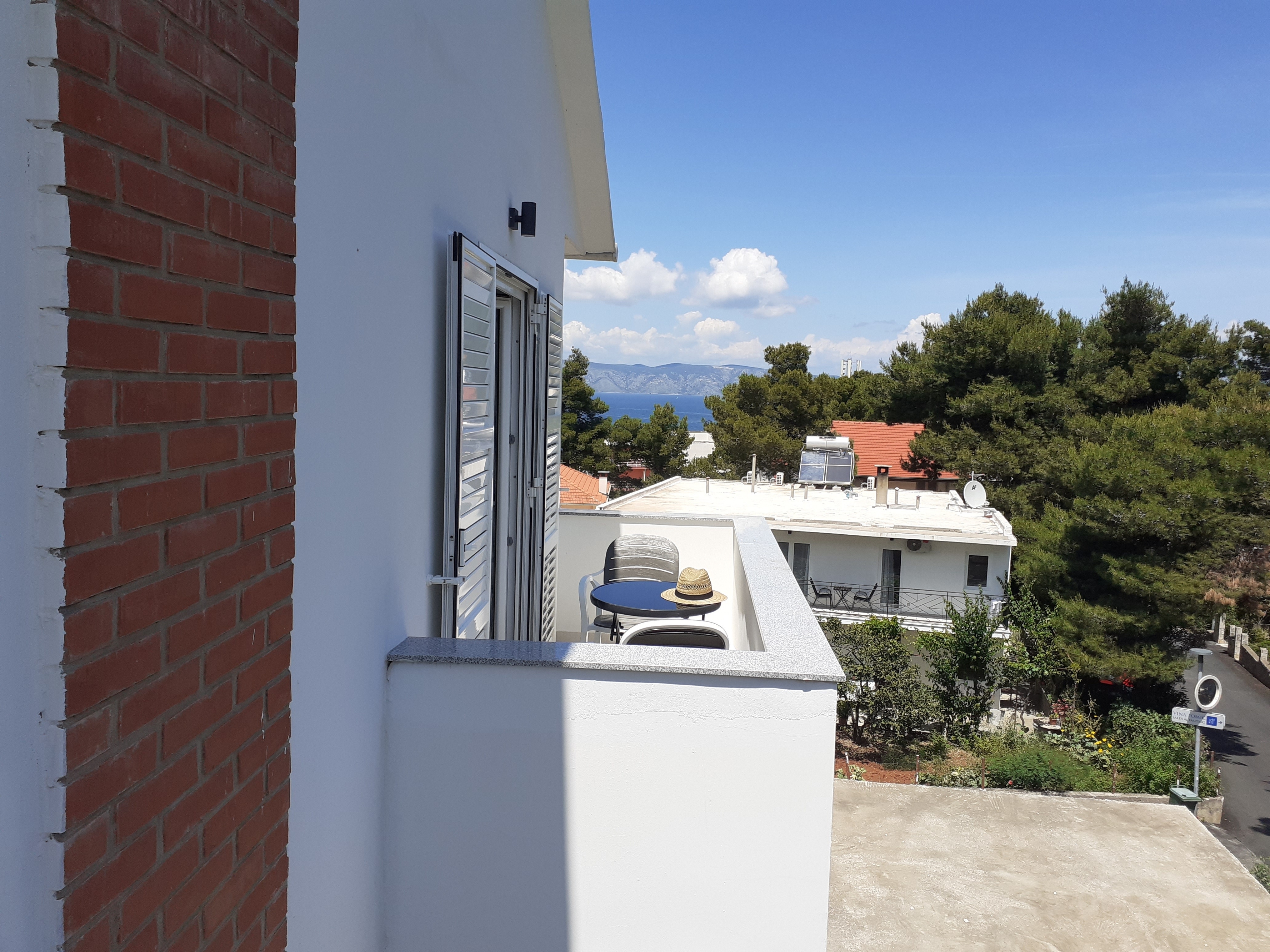 Two bedroom apartment with terrace and sea view Jelsa, Hvar  A-b