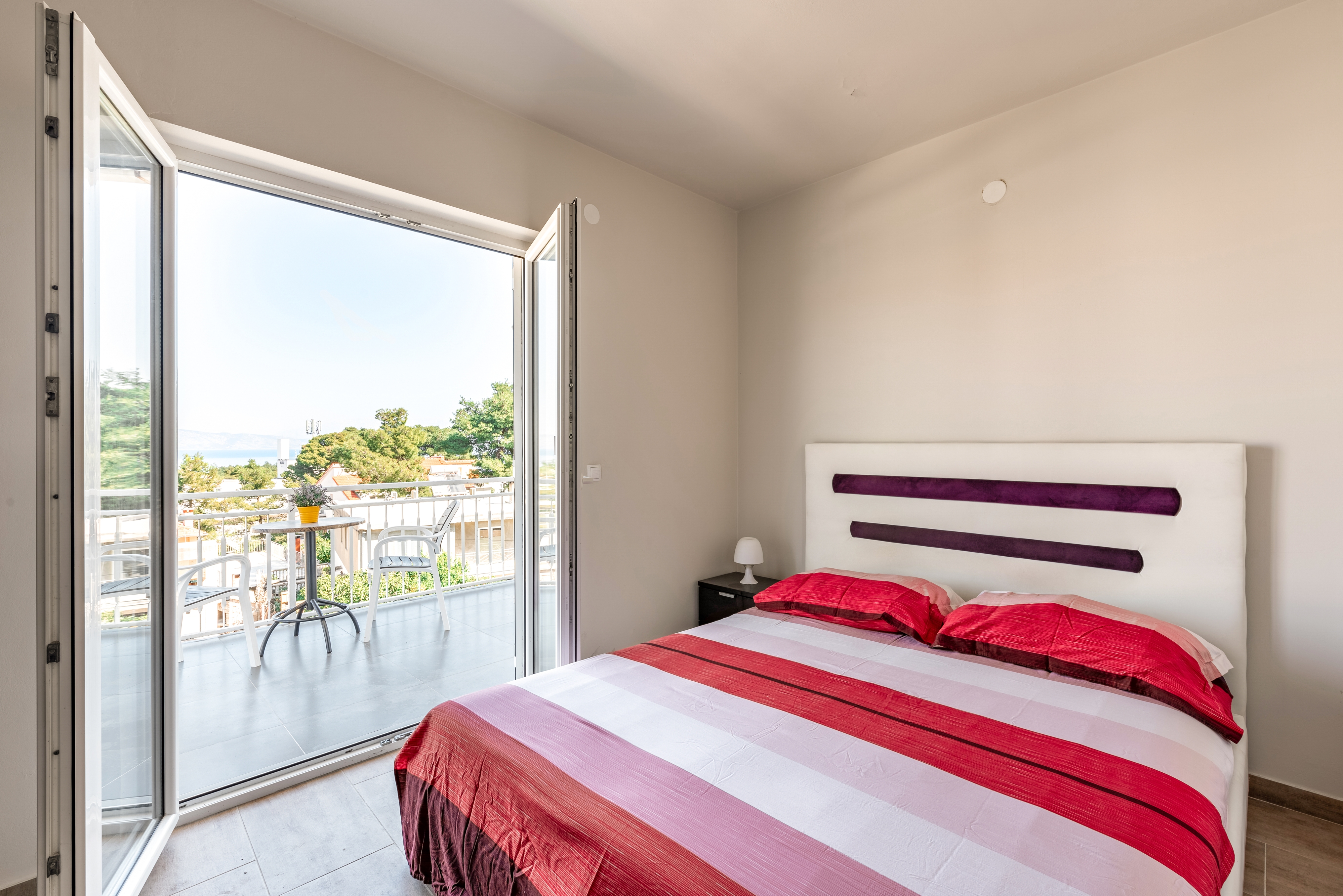 Studio Appartment im Ort Jelsa (Hvar), Kapazit&aum Ferienwohnung  Insel Hvar