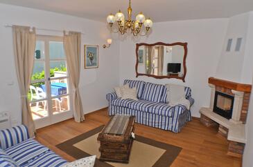 Living room Buići, Living room in the house, air condition available, (pet friendly) and WiFi.