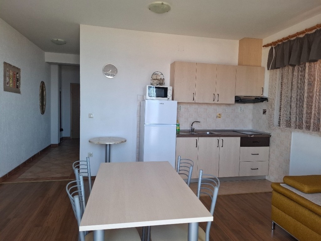 Top Makarska Igrane Top Makarska Igrane