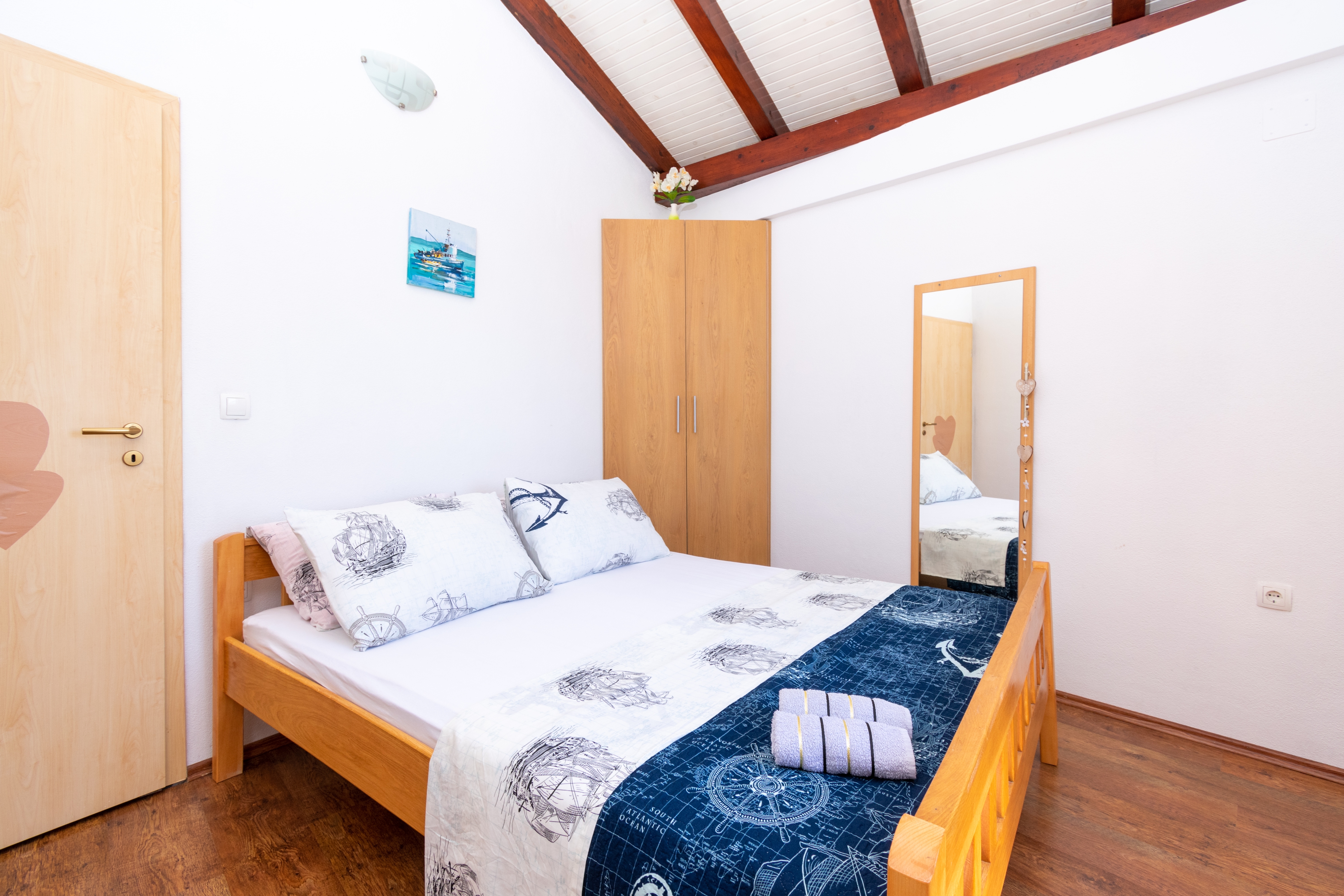 Two bedroom house with terrace and sea view Cove Triluke, Pašman  K