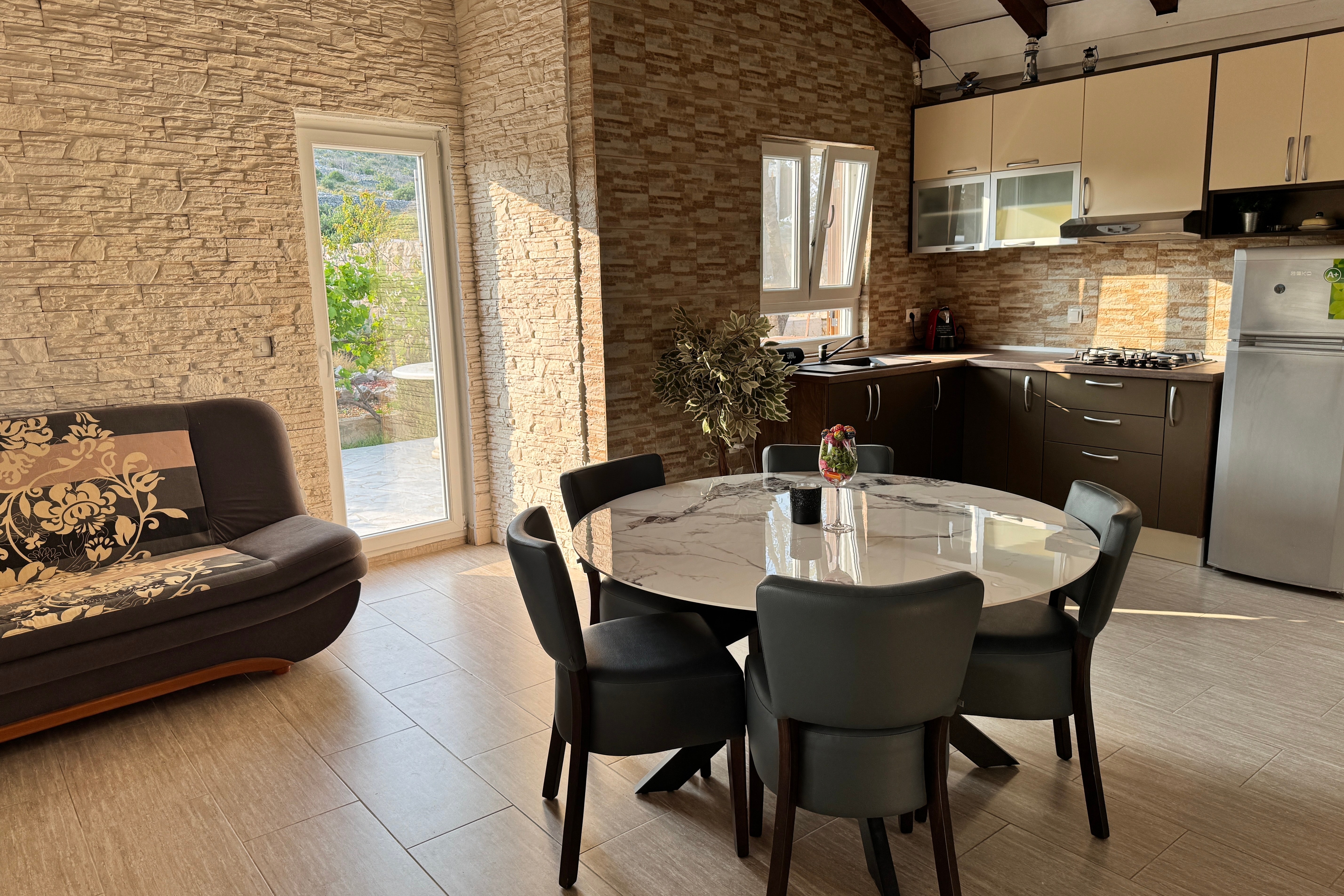 Top Pašman Triluke Top Pašman Triluke