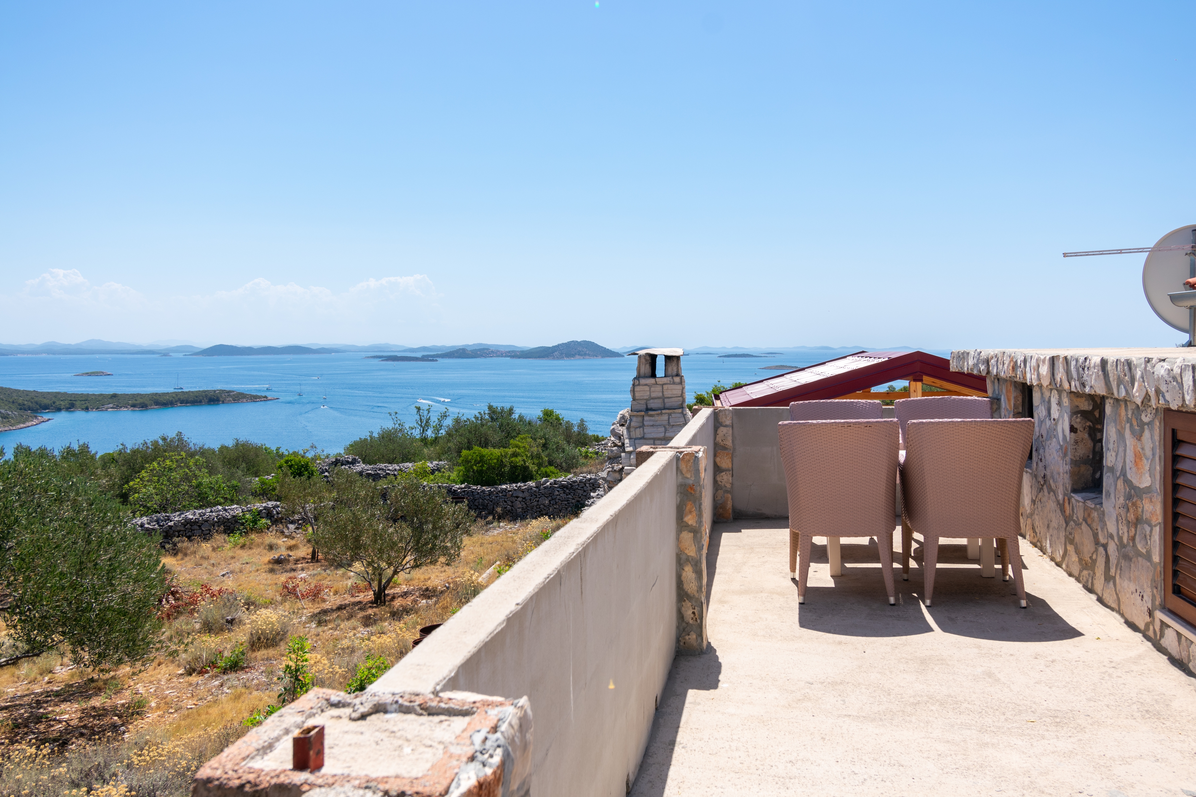 Two bedroom house with terrace and sea view Cove Triluke, Pašman  K