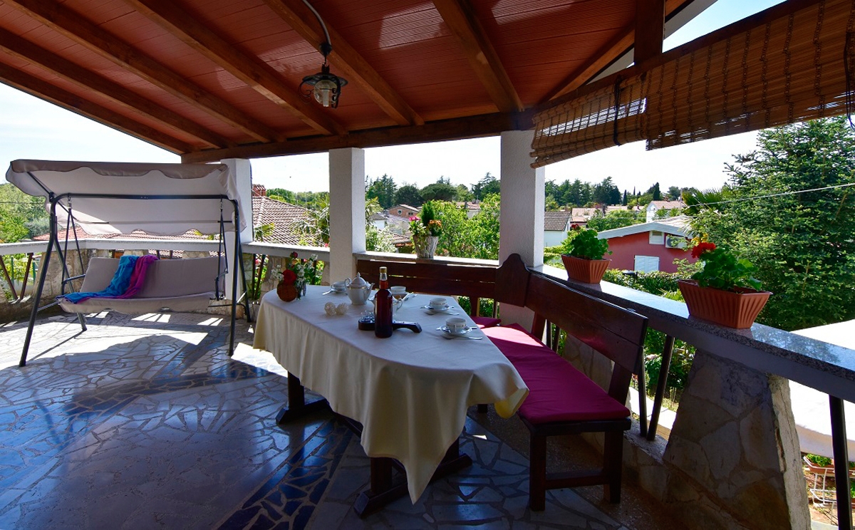 Two bedroom apartment with terrace Savudrija, Umag  A-a