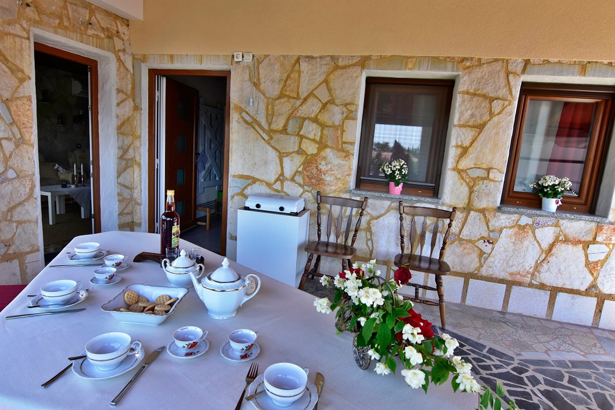 Two bedroom apartment with terrace Savudrija, Umag  A-a