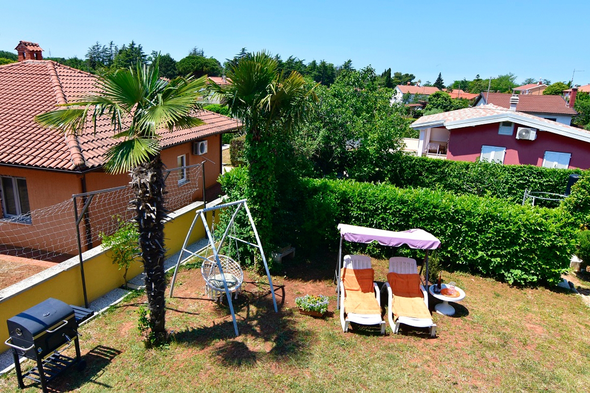 Two bedroom apartment with terrace Savudrija, Umag  A-a