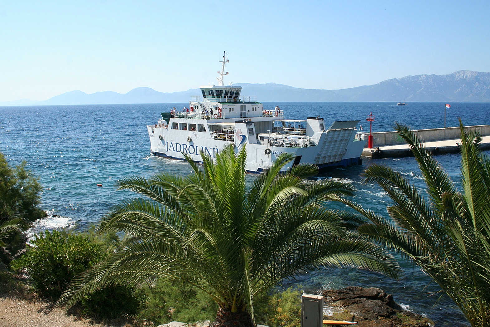 Two bedroom apartment near beach Sućuraj, Hvar  A-b