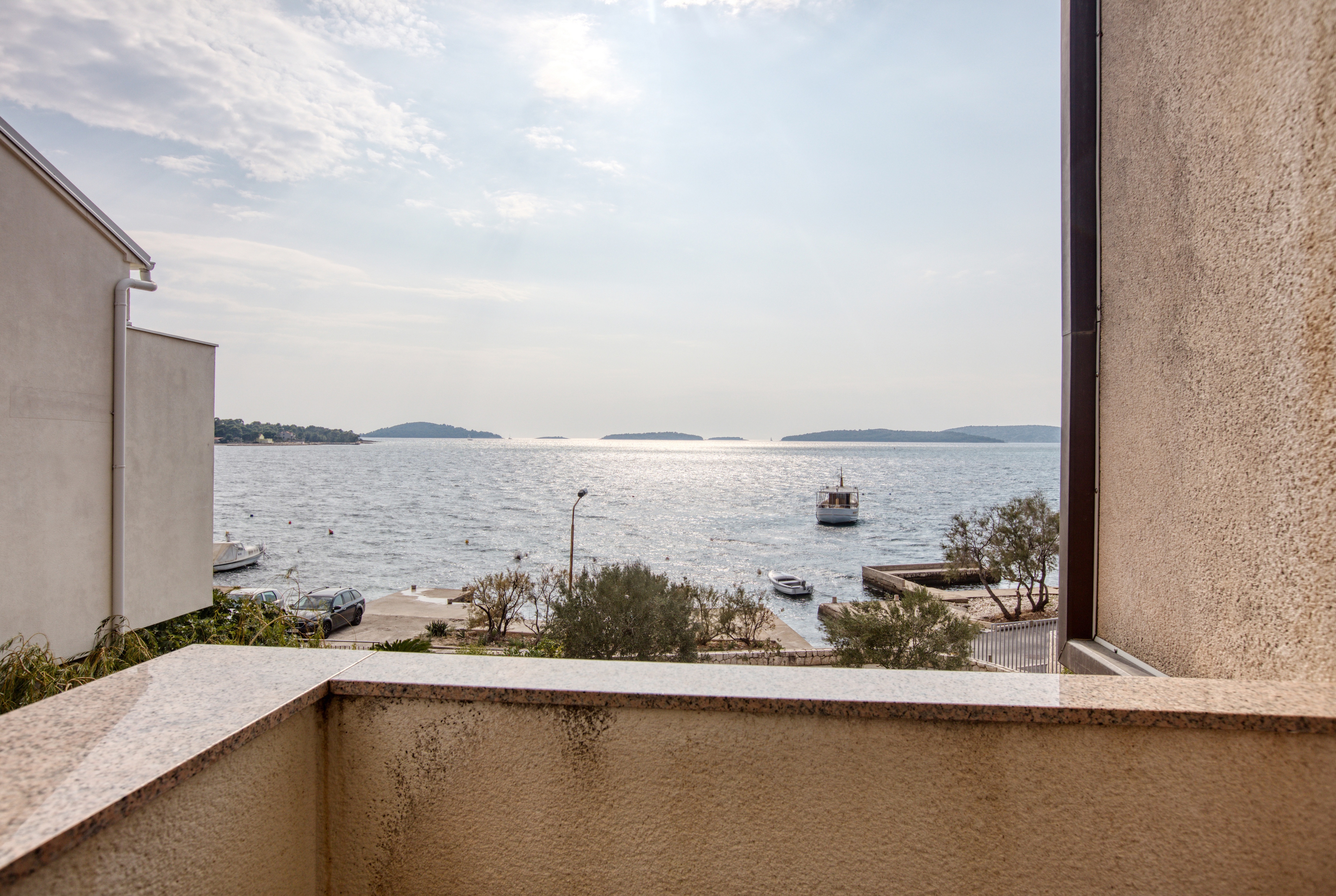 One bedroom apartment near beach Brodarica, Šibenik  A-a
