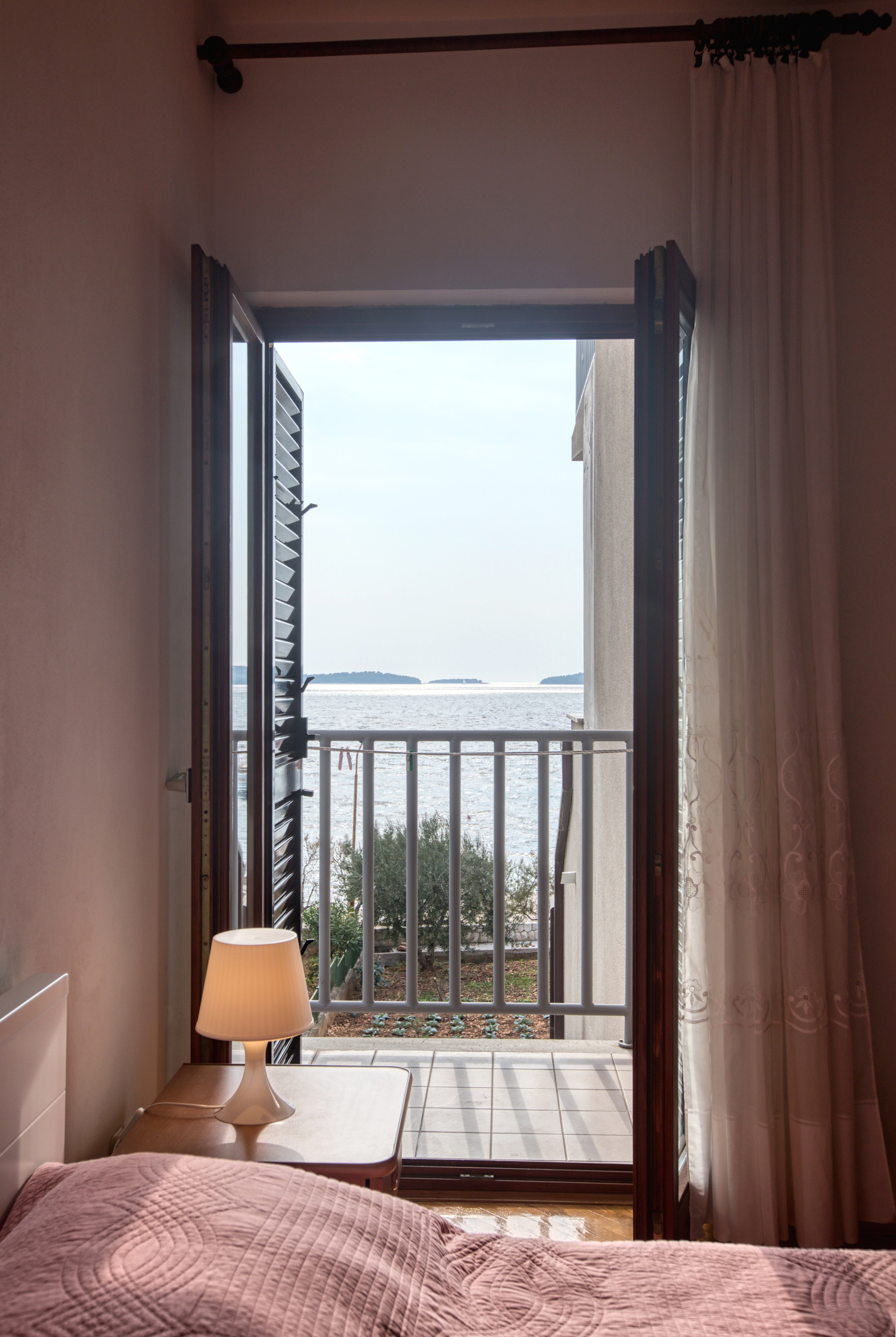 One bedroom apartment near beach Brodarica, Šibenik  A-a