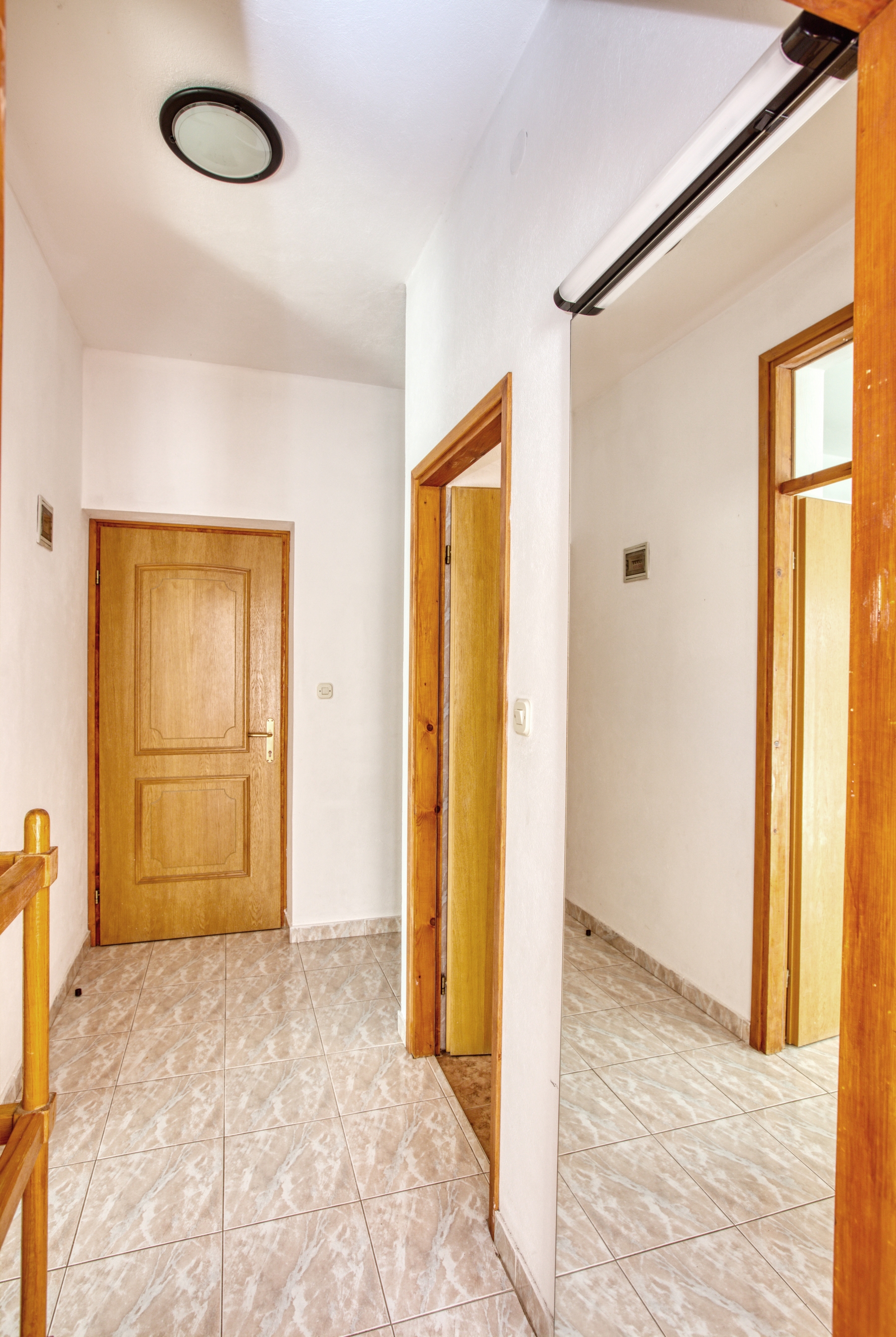 One bedroom apartment near beach Brodarica, Šibenik  A-a
