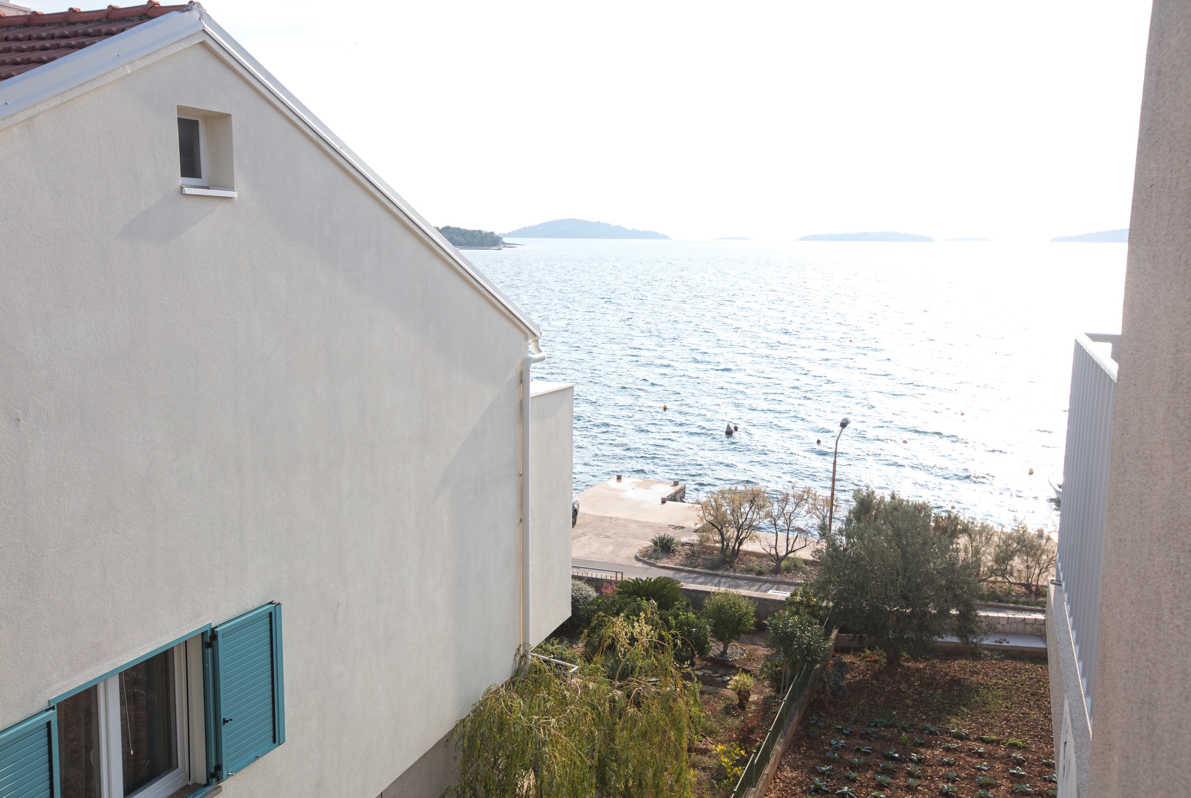 One bedroom apartment near beach Brodarica, Šibenik  A-b