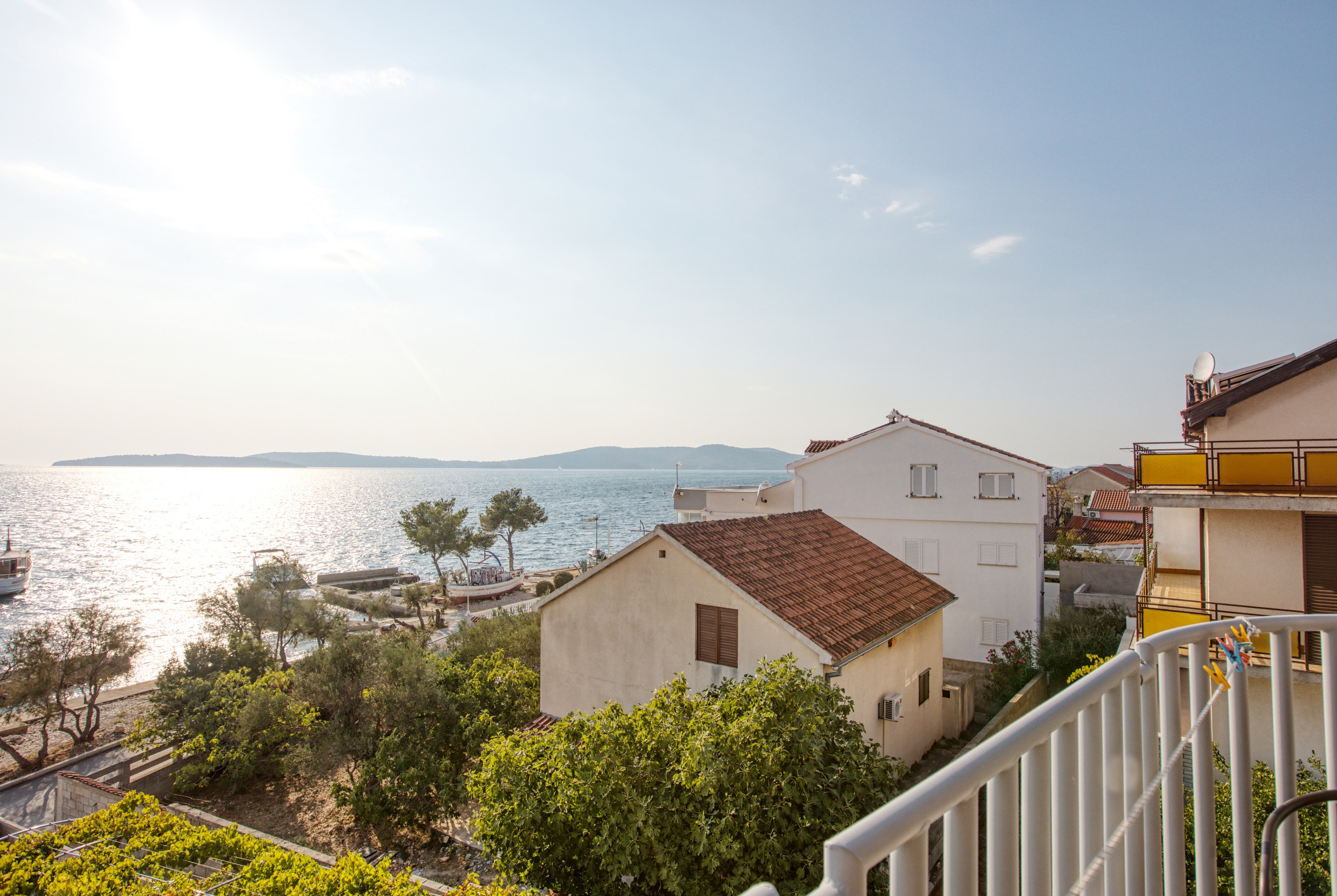 One bedroom apartment near beach Brodarica, Šibenik  A-c