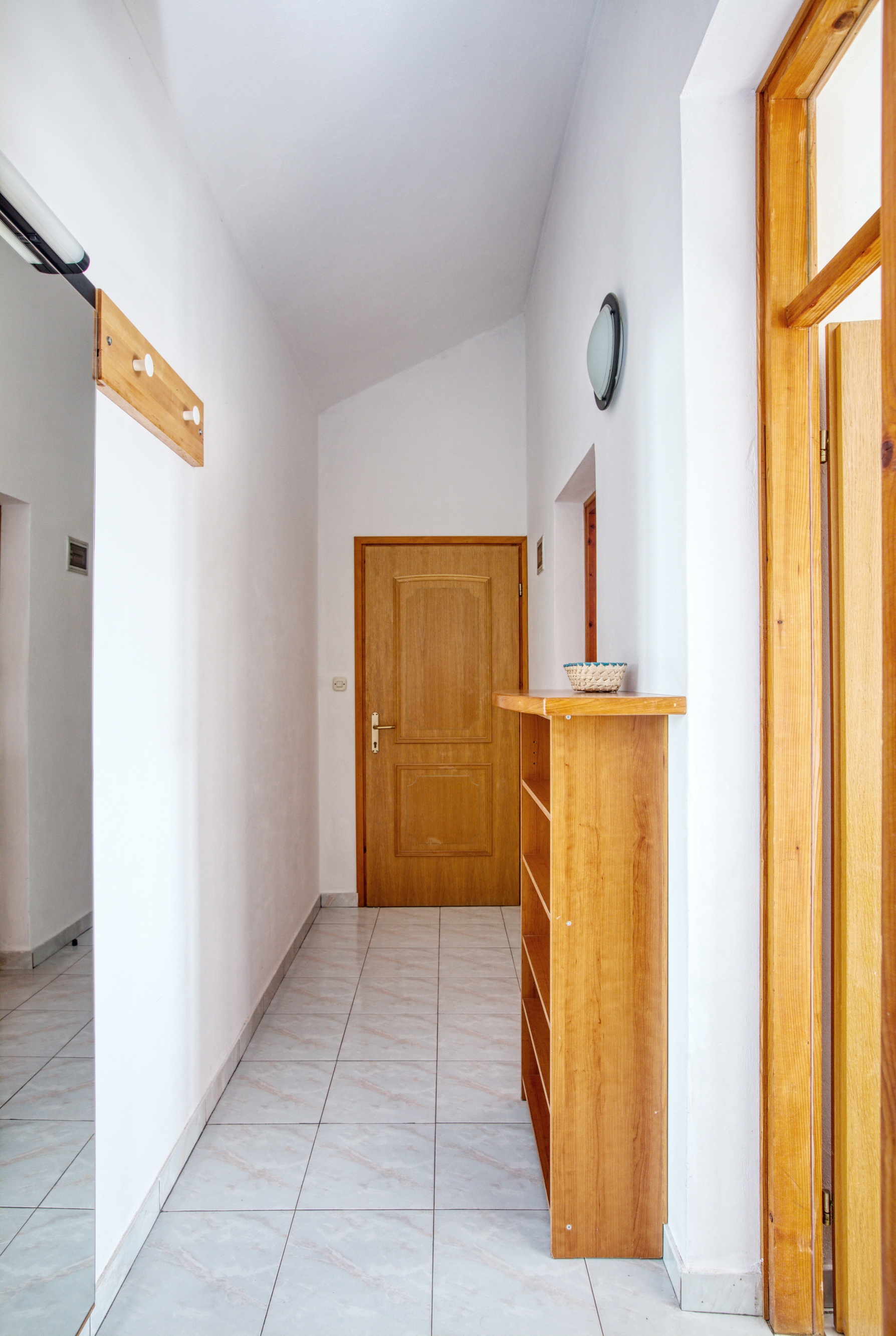 One bedroom apartment near beach Brodarica, Šibenik  A-c