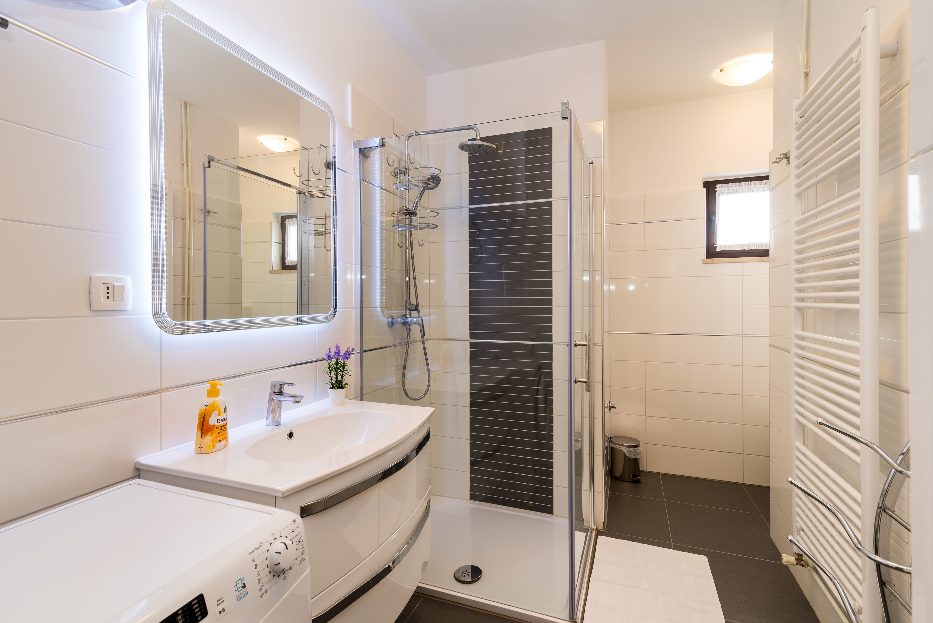 Three bedroom apartment with terrace Bajčići, Krk  A-a
