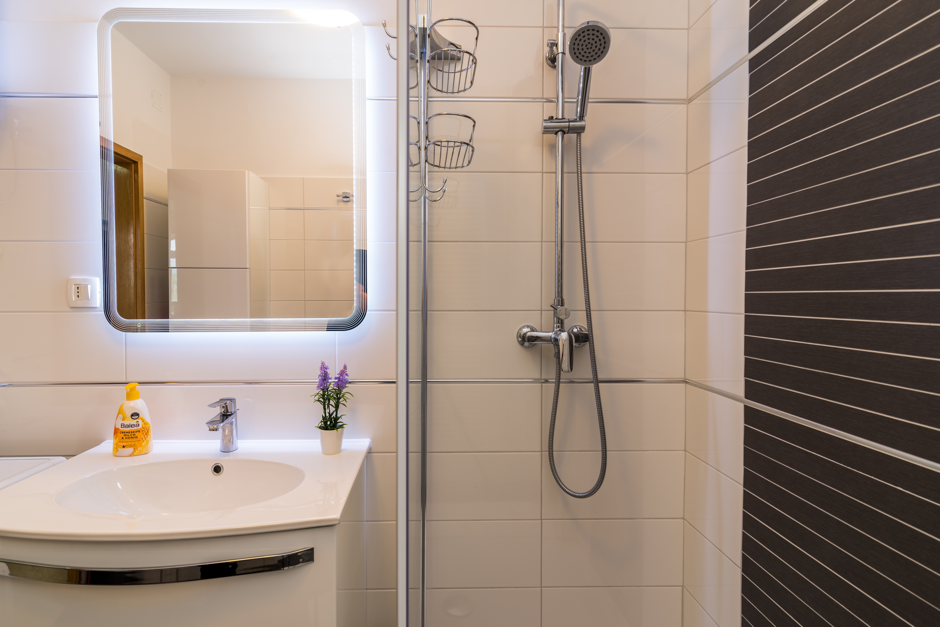 Three bedroom apartment with terrace Bajčići, Krk  A-a