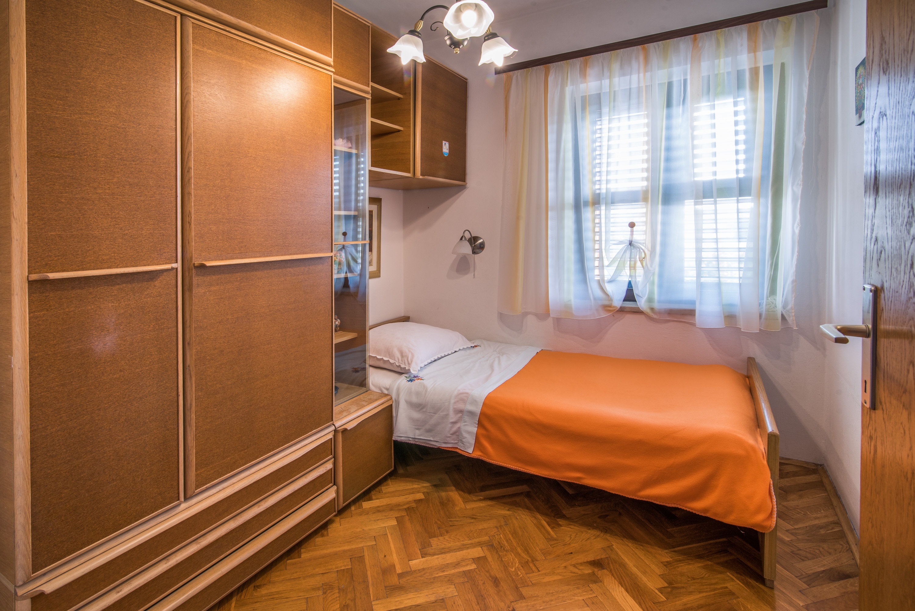 Three bedroom apartment with terrace Bajčići, Krk  A-a