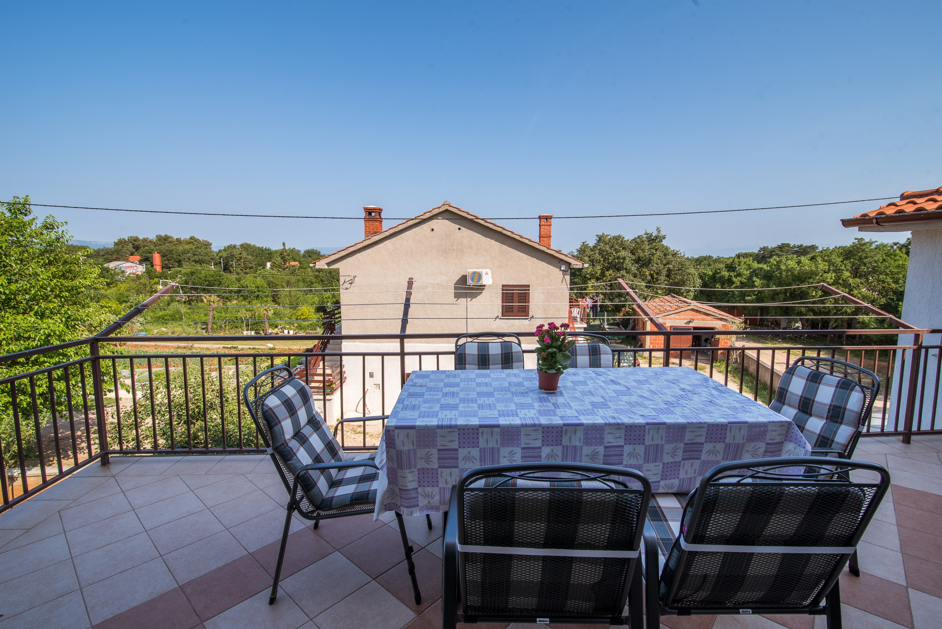 Three bedroom apartment with terrace Bajčići, Krk  A-a