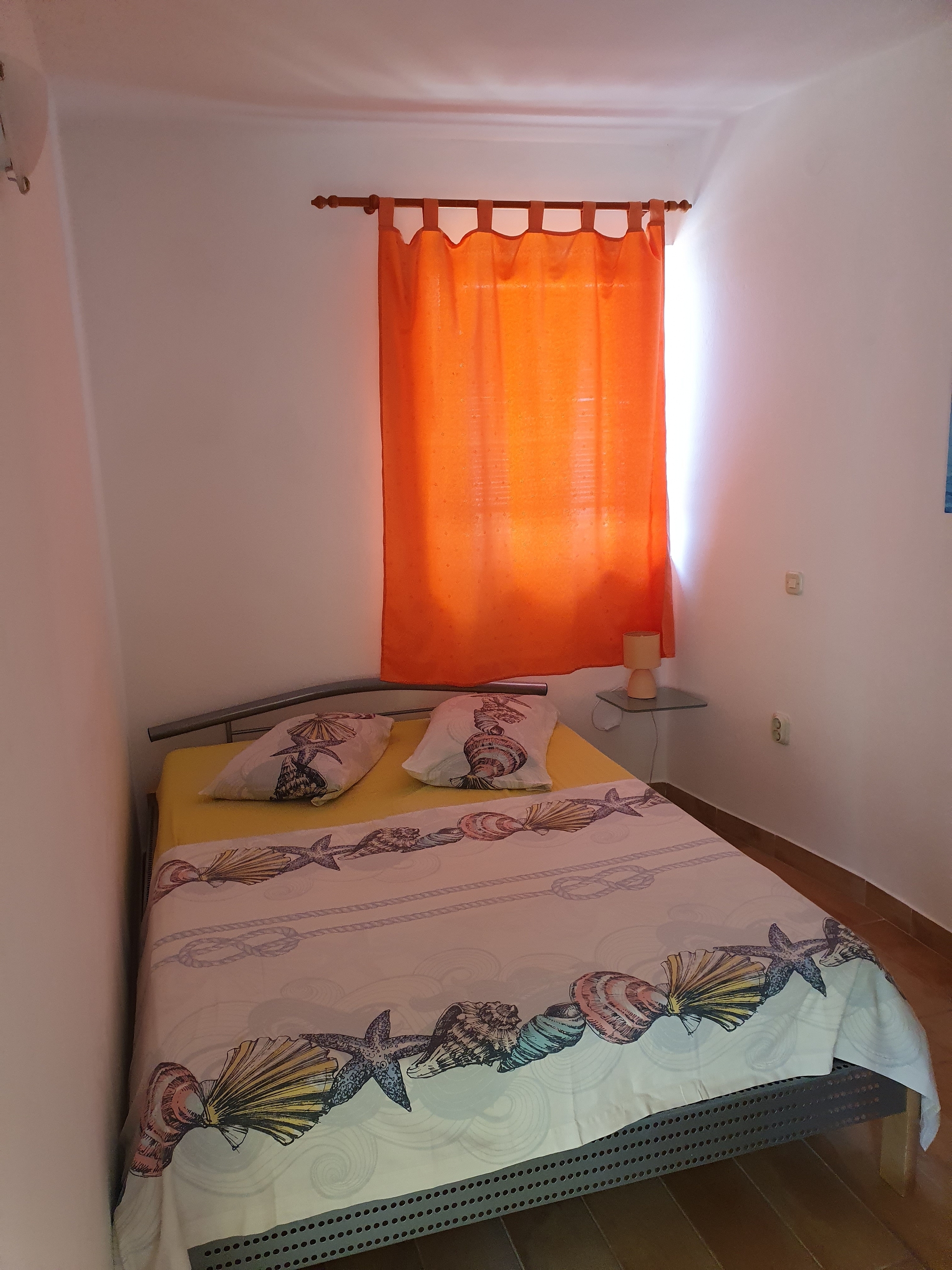 One bedroom apartment with balcony and sea view Supetarska Draga - Gornja, Rab  A-a