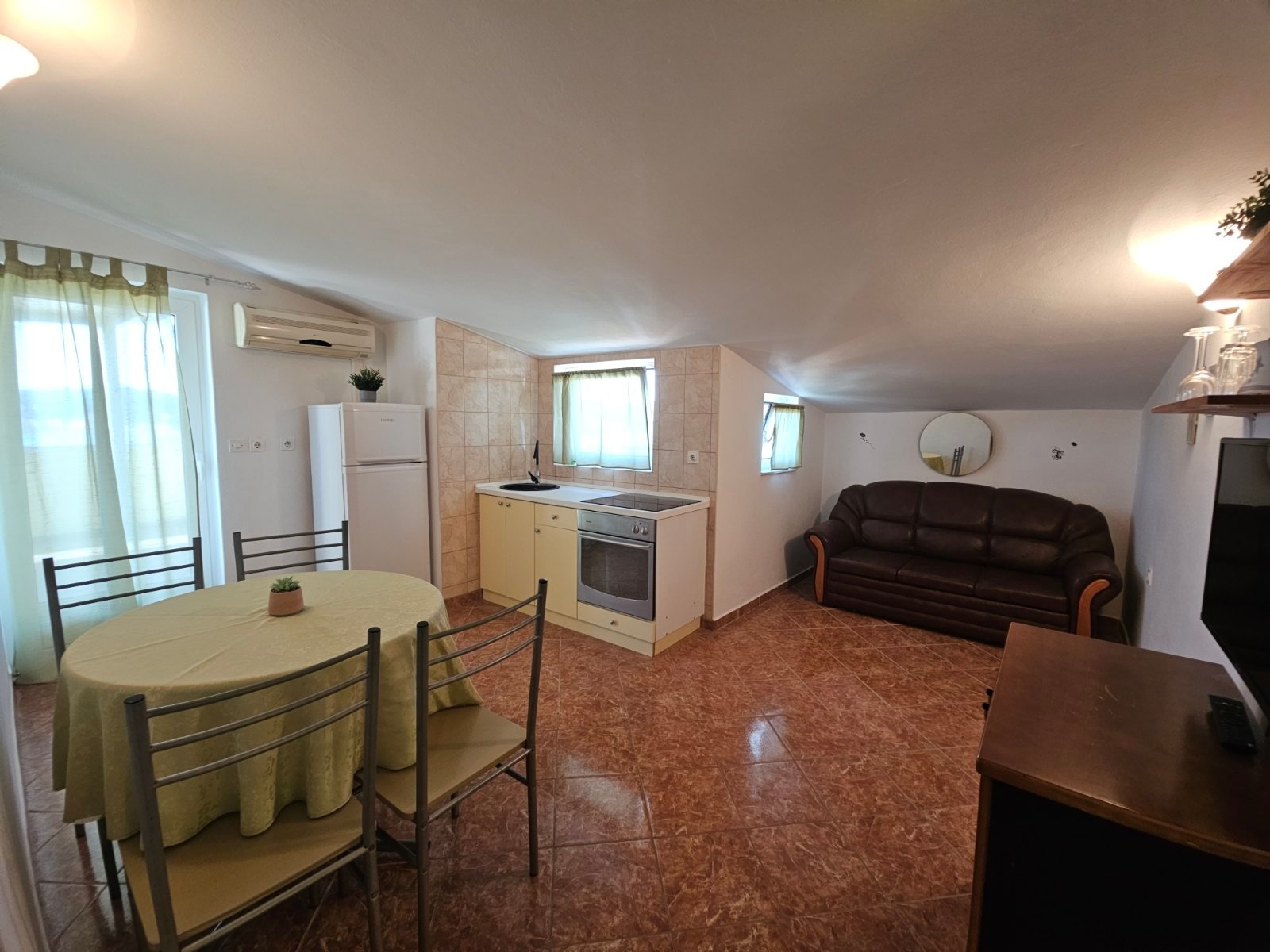 One bedroom apartment with terrace and sea view Supetarska Draga - Gornja, Rab  A-d