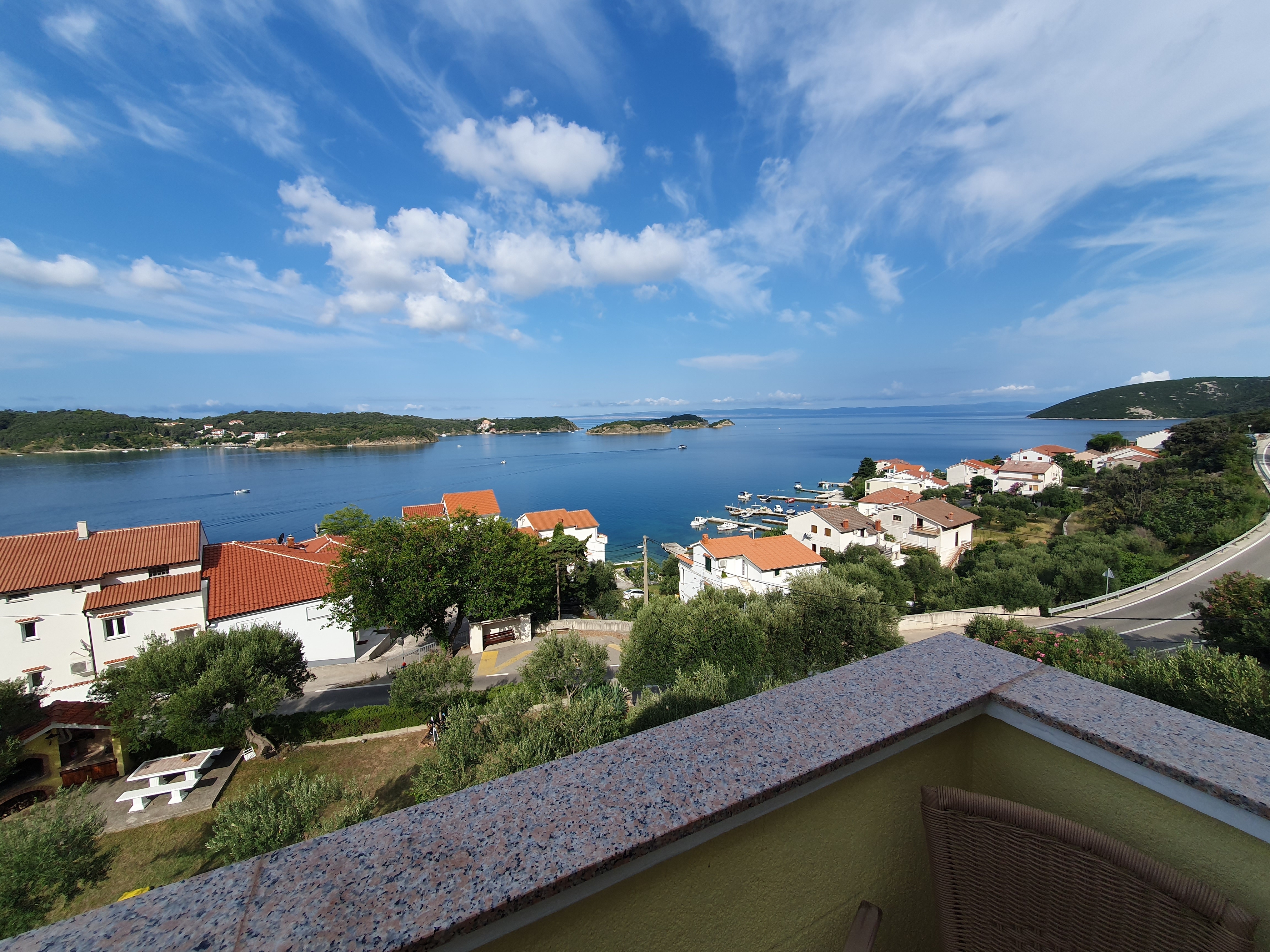 Two bedroom apartment with balcony and sea view Supetarska Draga - Gornja, Rab  A-e