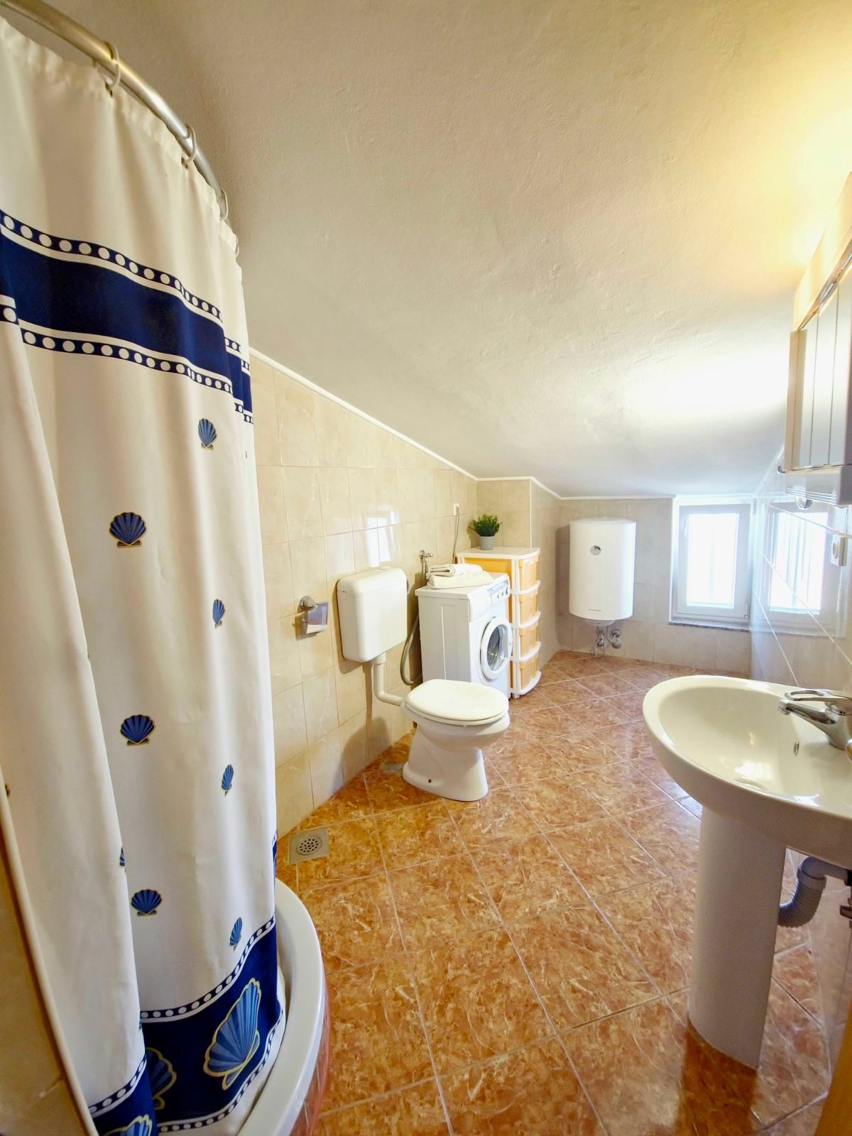 Two bedroom apartment with balcony and sea view Supetarska Draga - Gornja, Rab  A-e