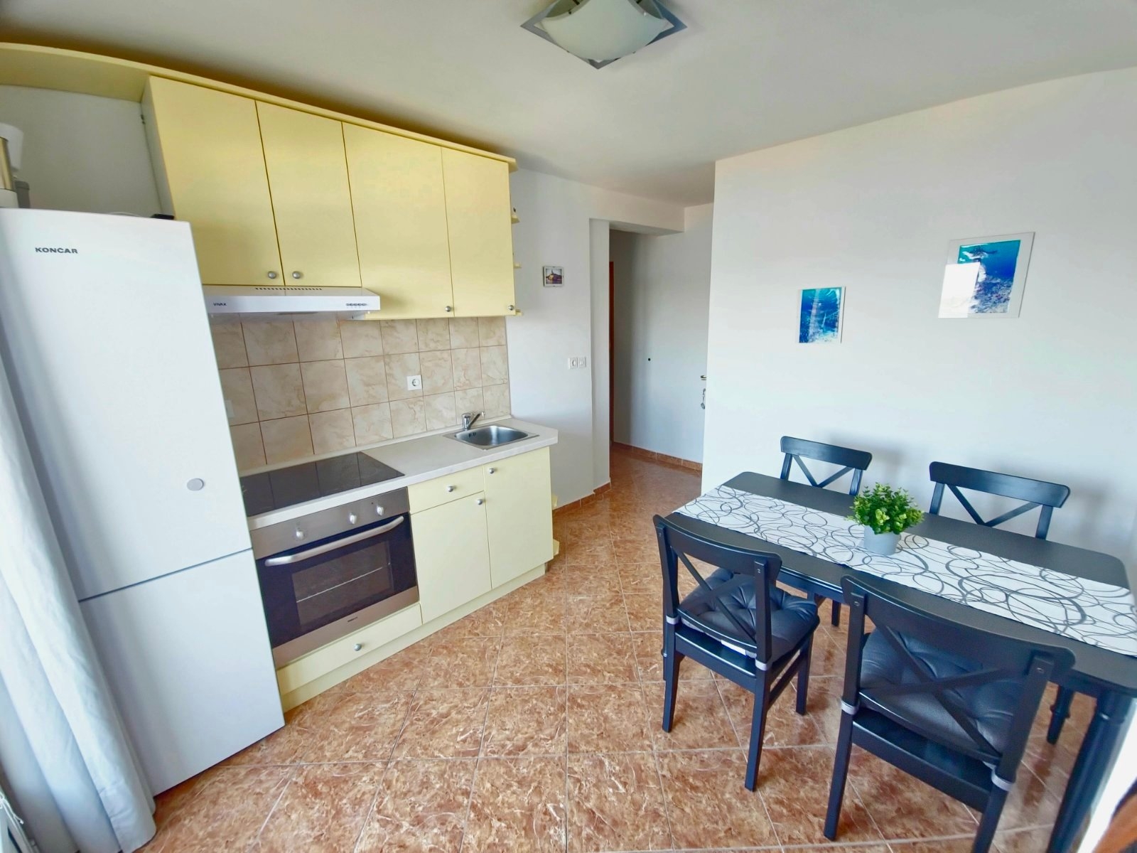 Two bedroom apartment with balcony and sea view Supetarska Draga - Gornja, Rab  A-e