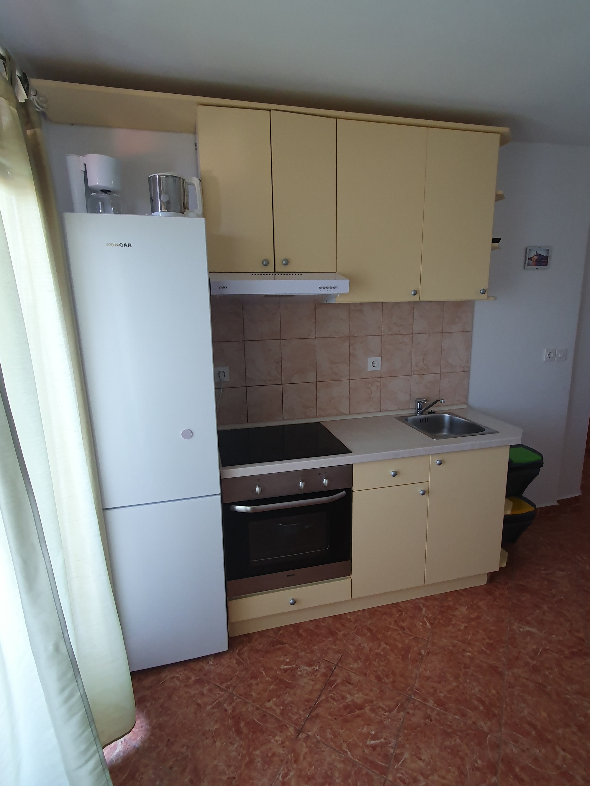 Two bedroom apartment with balcony and sea view Supetarska Draga - Gornja, Rab  A-e
