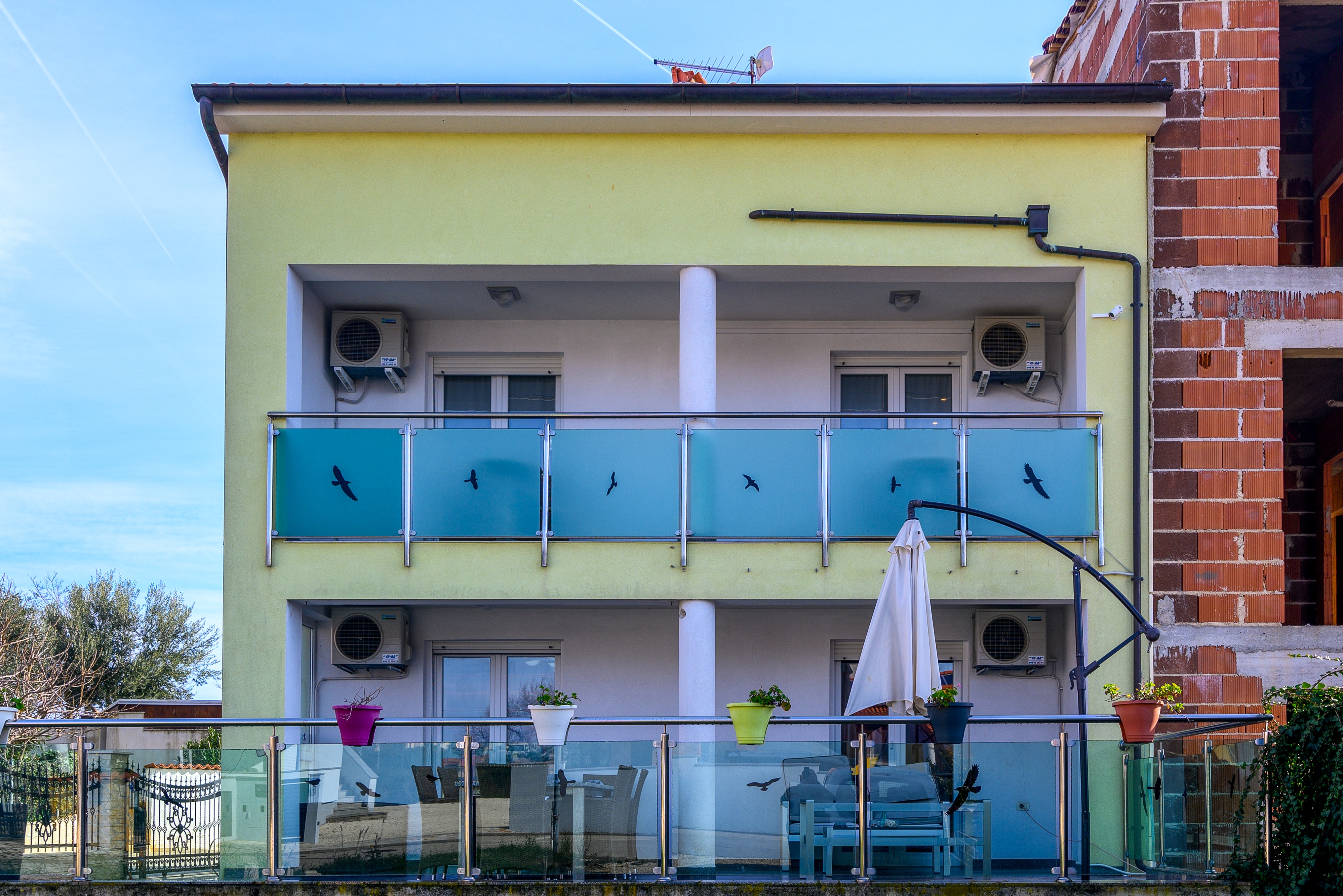 Komforna kuća s terasom i pogledom na more Medulin  K