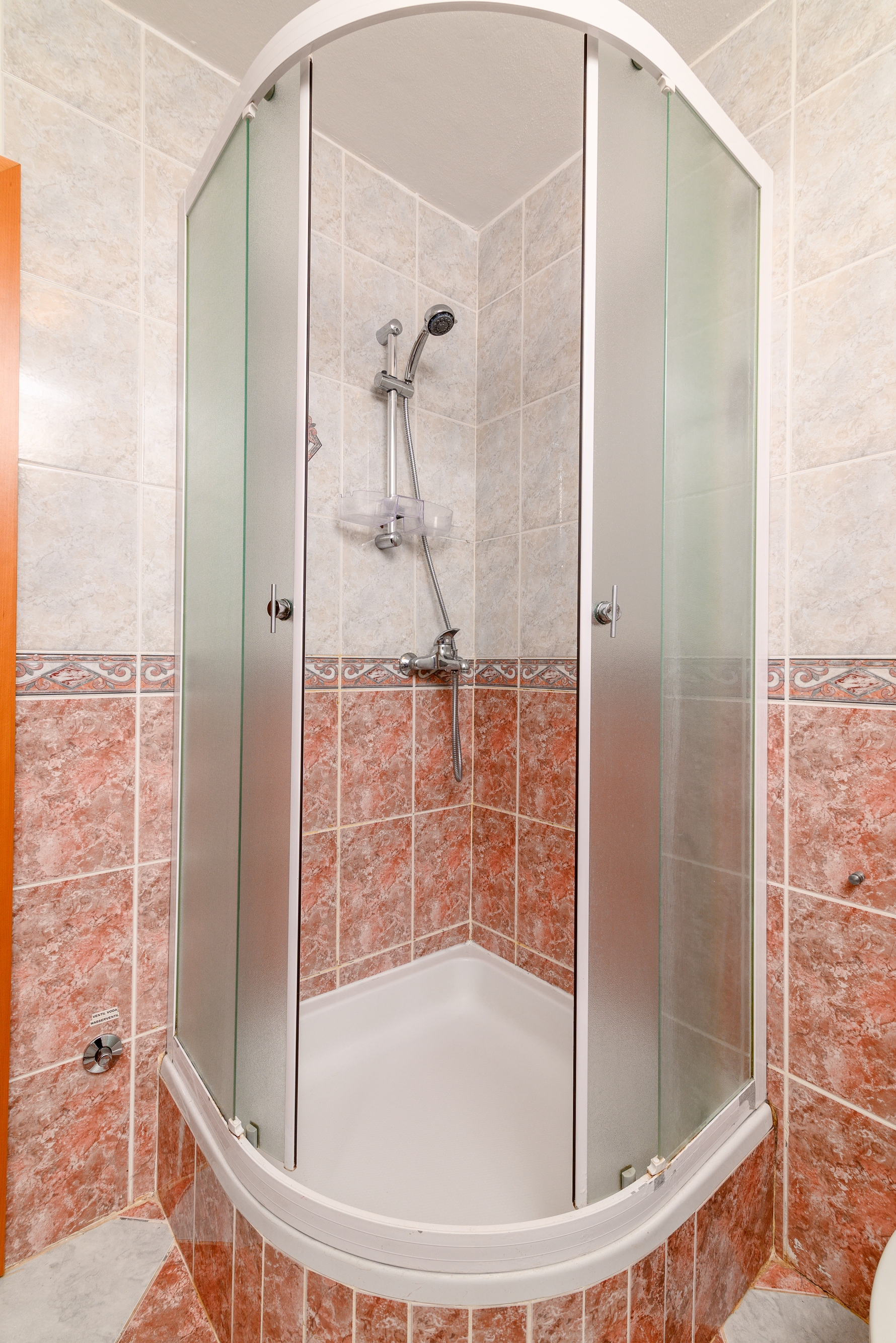 Komforna kuća s terasom i pogledom na more Medulin  K