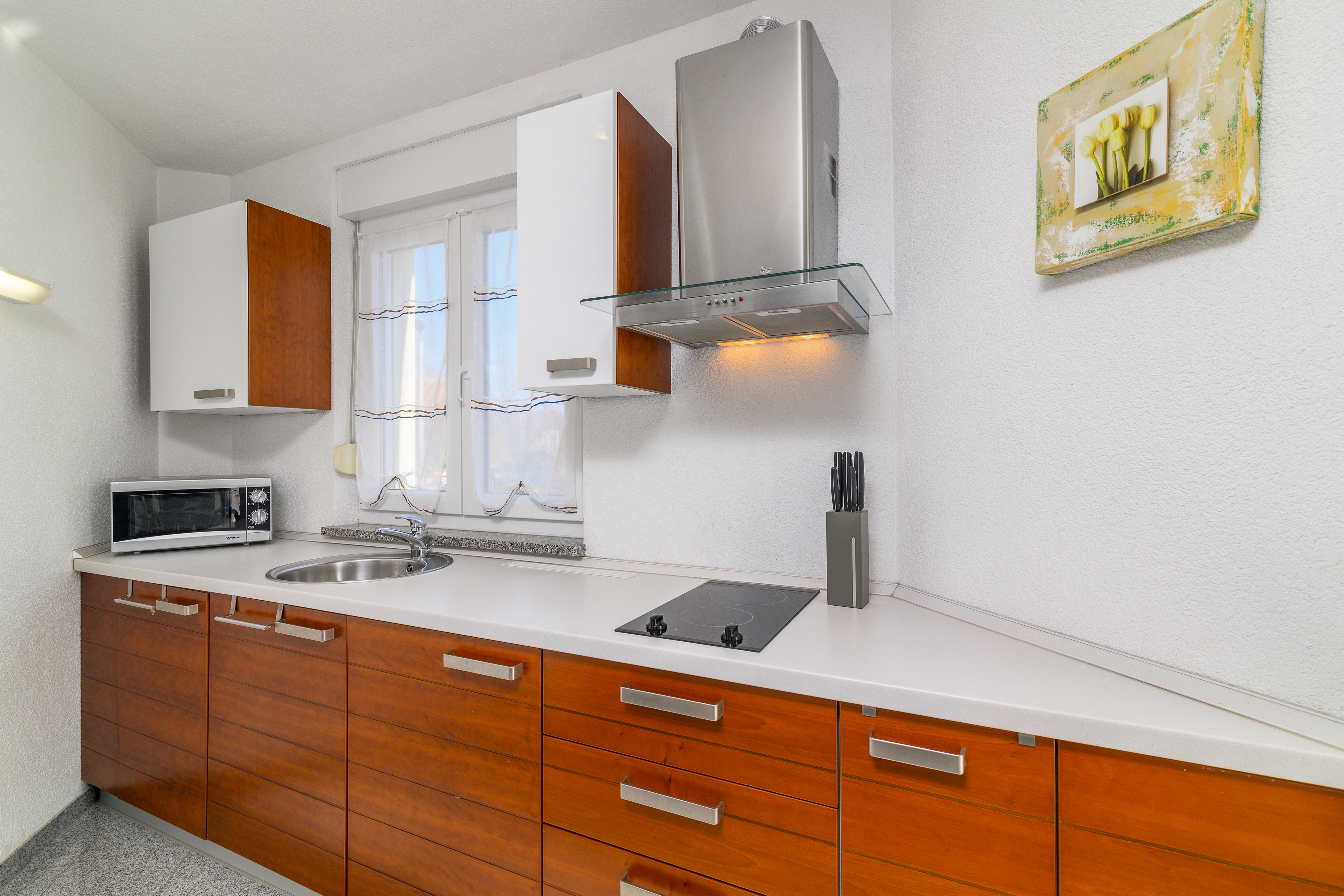 Komforna kuća s terasom i pogledom na more Medulin  K