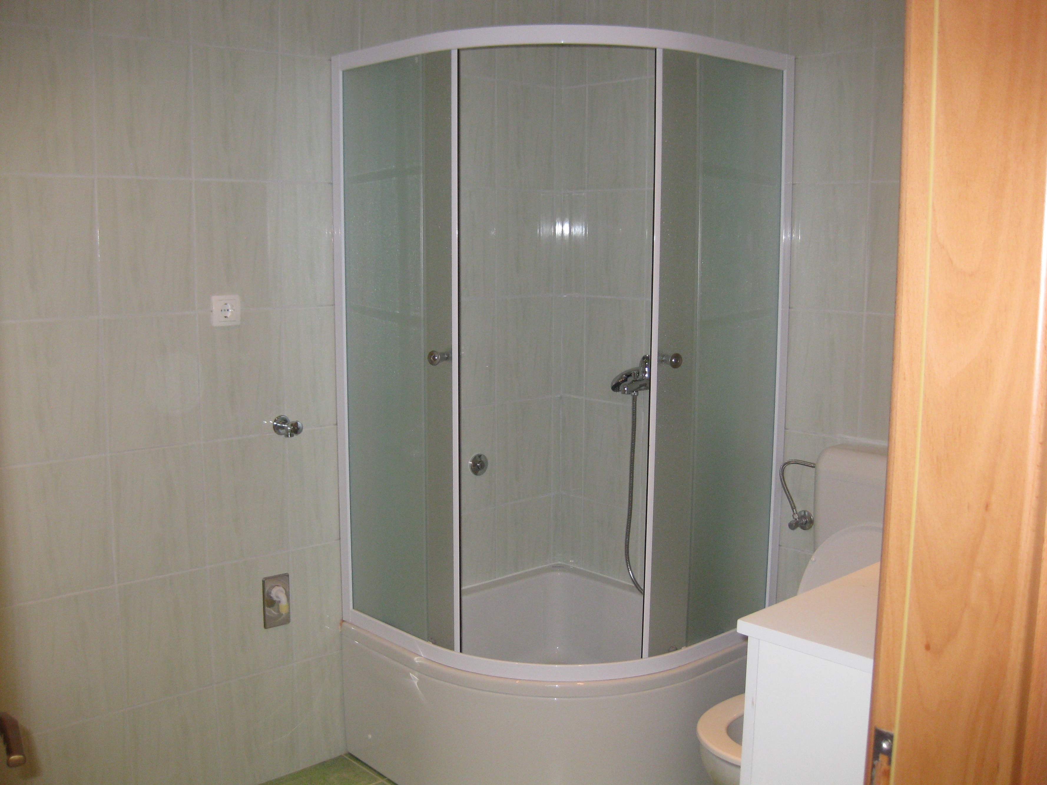 Two bedroom apartment with balcony and sea view Bol, Brač  A-a