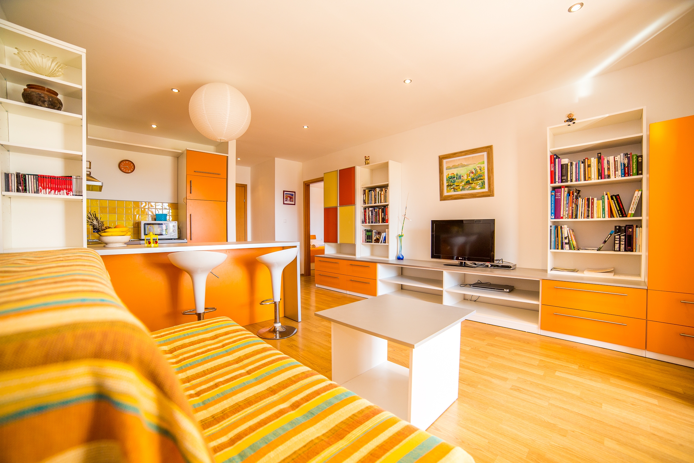 One bedroom apartment with balcony and sea view Bol (Brač) (A-13665-c) One bedroom apartment with balcony and sea view Bol (Brač) (A-13665-c)