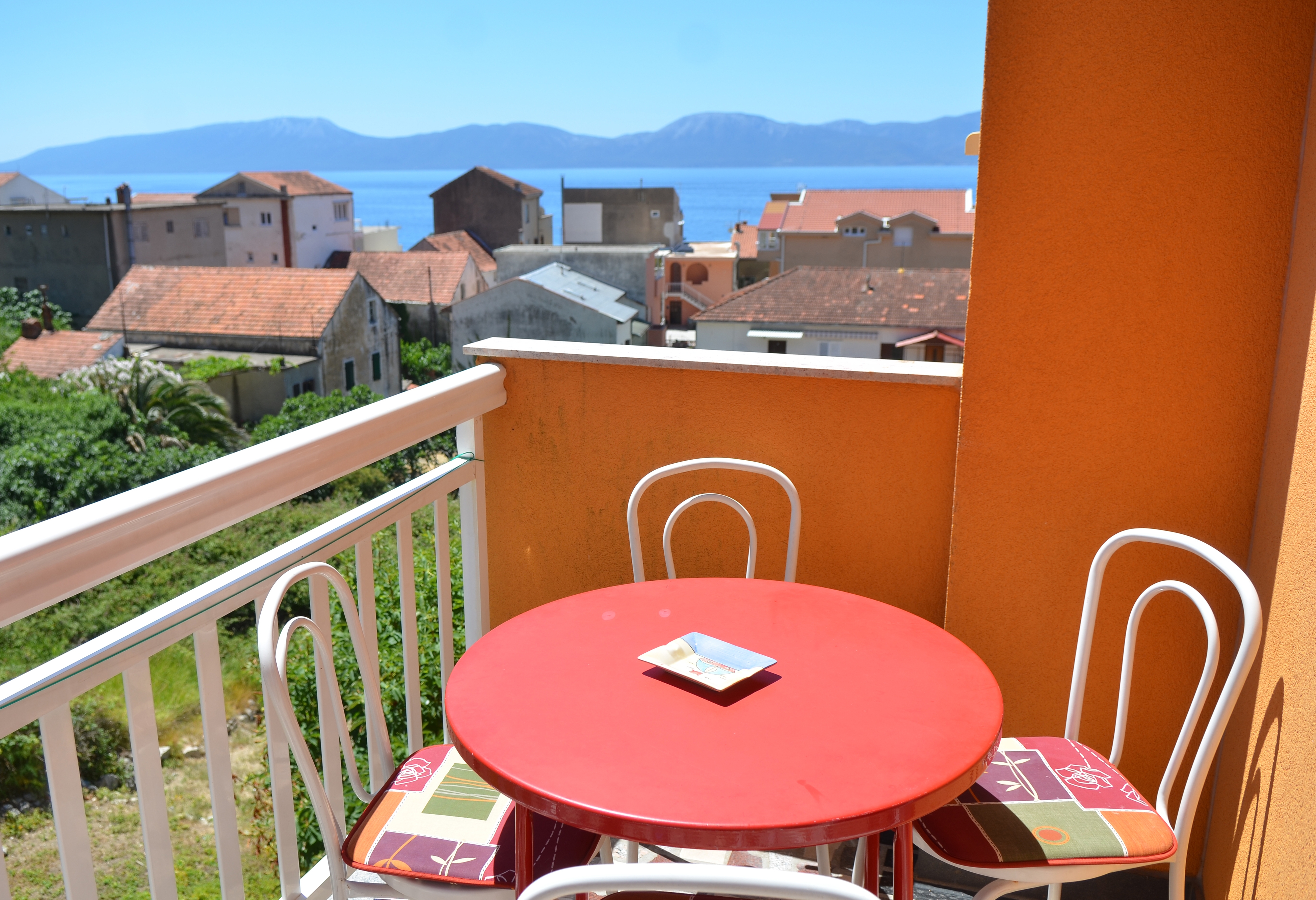 One bedroom apartment with balcony and sea view Gradac, Makarska (A-13681-c)