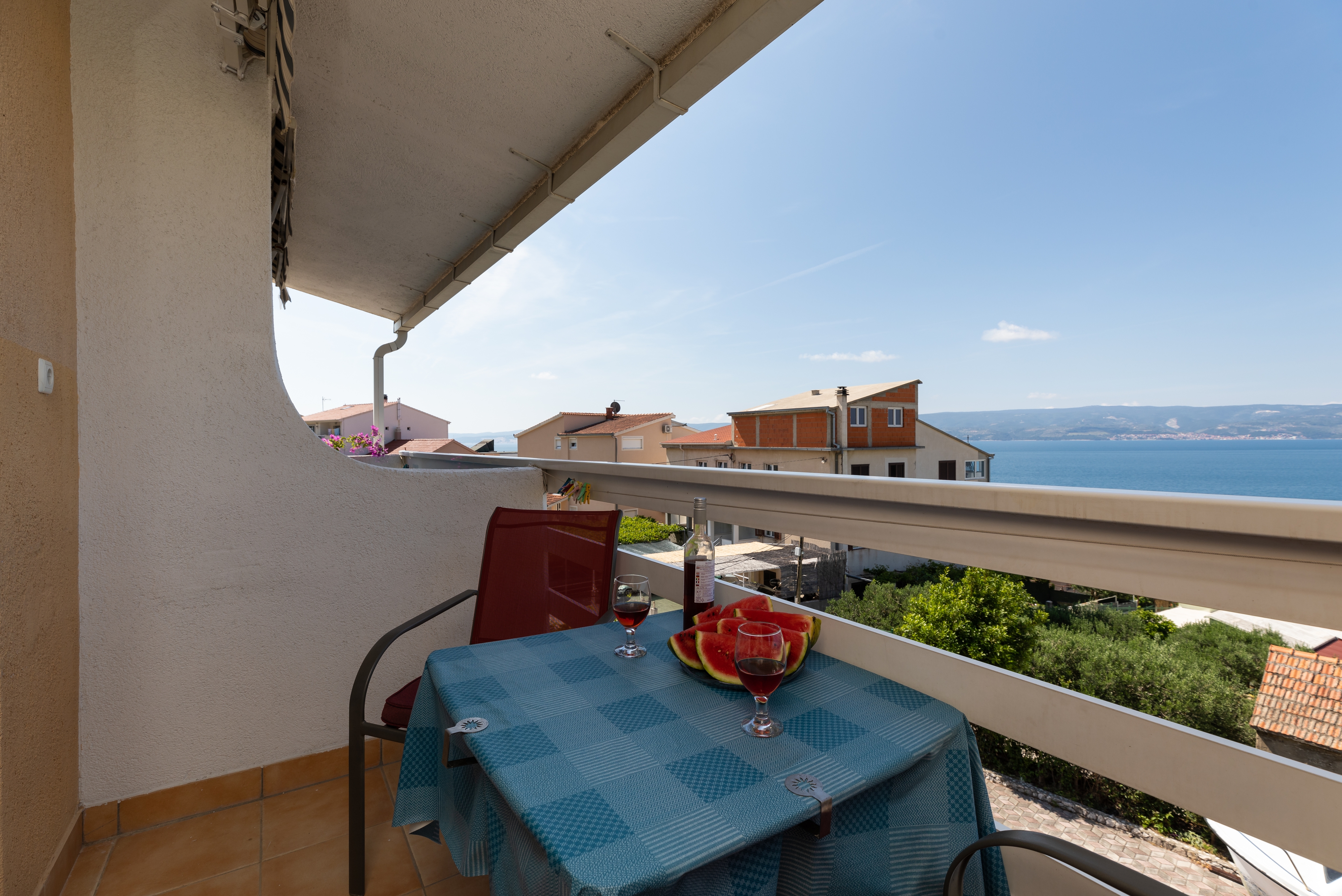 Studio flat with balcony and sea view Duće, Omiš  AS-b