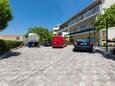 Parking lot Duće, Omiš, Parking lot 13694 - Apartments near sea with sandy beach.