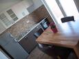 Blagovaonica Oštrička luka, Blagovaonica u smještaju tipa apartment, dostupna klima i WiFi.