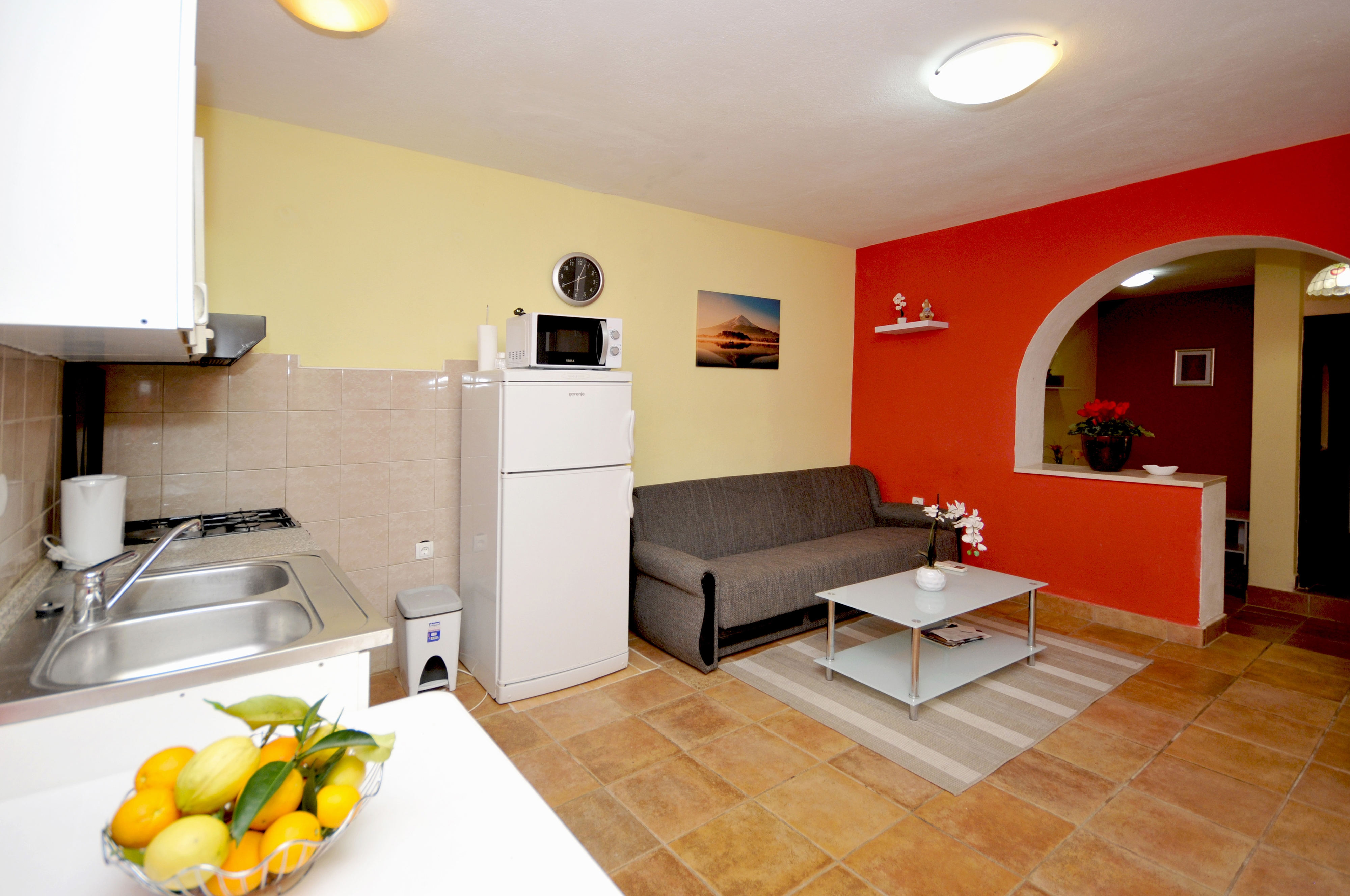 One bedroom apartment with terrace Okrug Donji, Čiovo  A-b