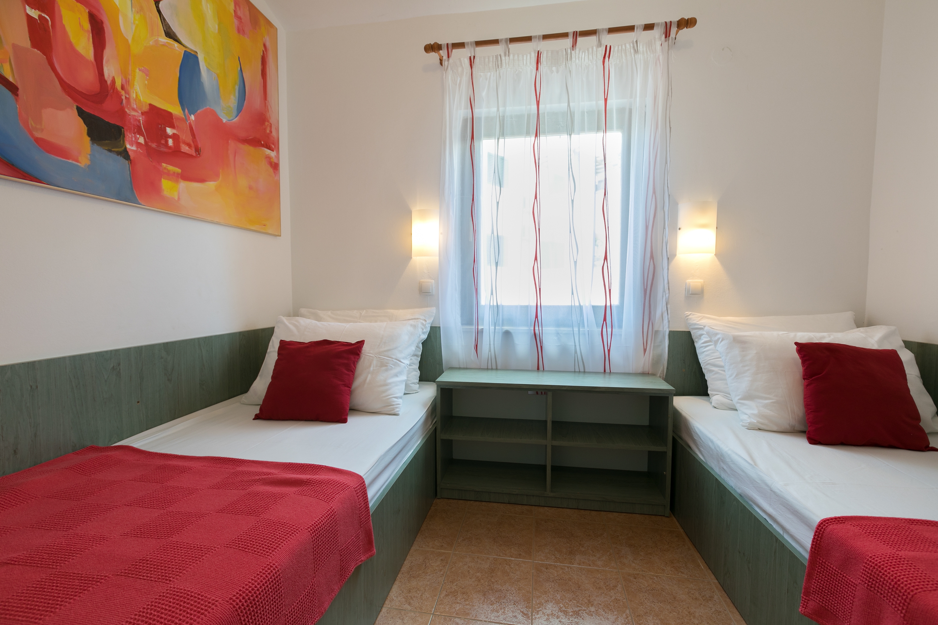 Four bedroom house with terrace and sea view Ražanj, Rogoznica  K