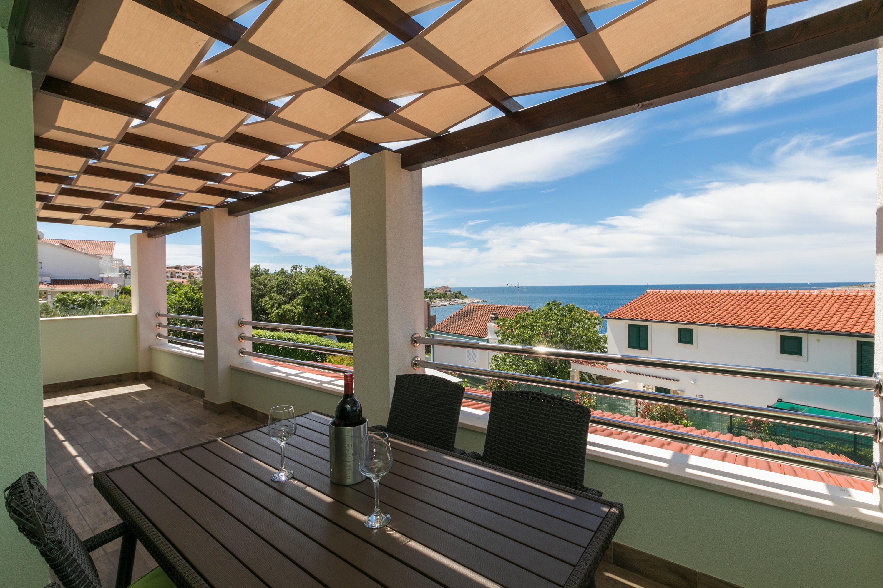 Four bedroom house with terrace and sea view Ražanj, Rogoznica  K
