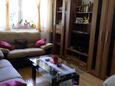 Smoljanac, Living room in the house, (pet friendly) and WiFi.