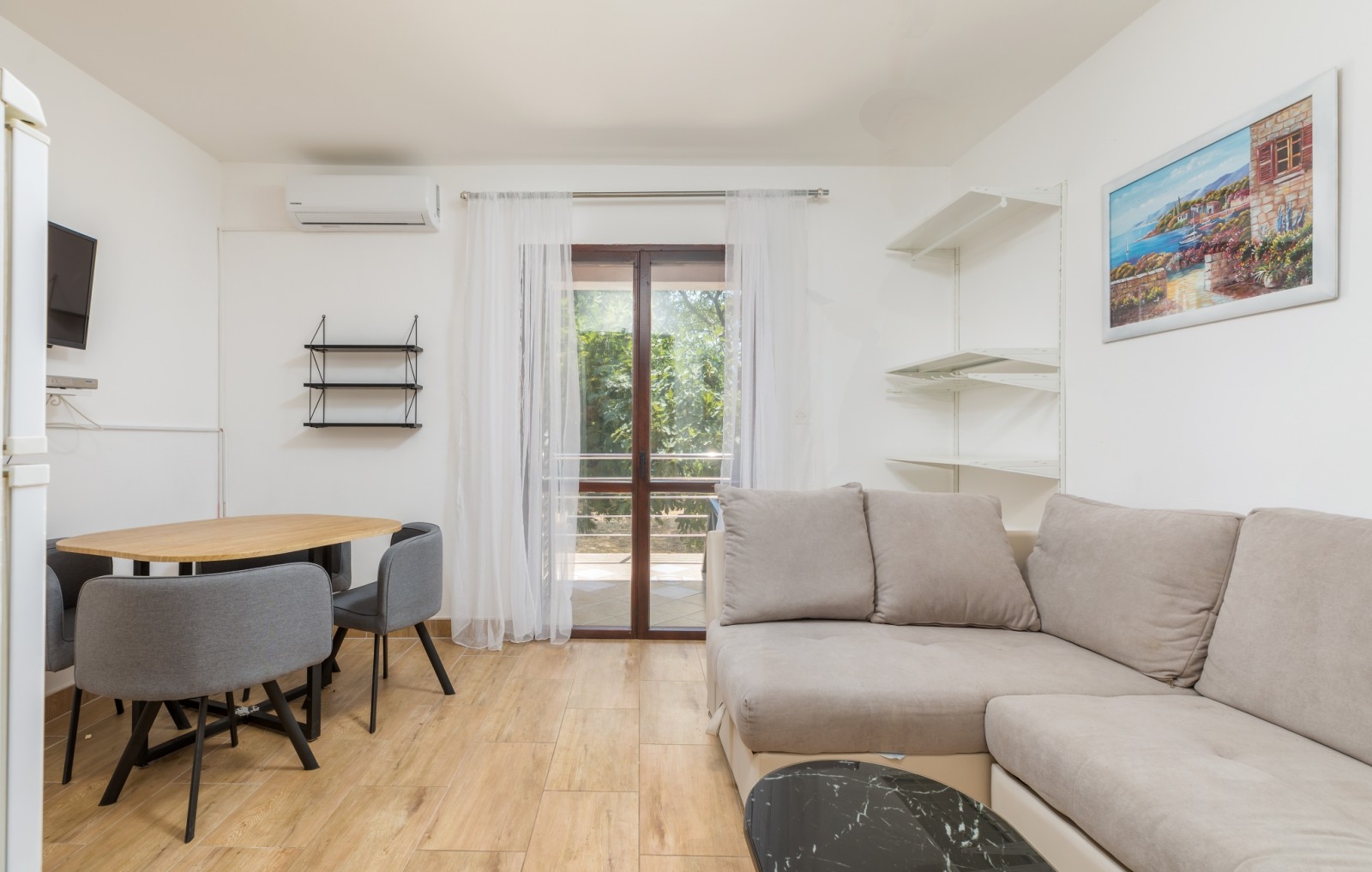 One bedroom apartment with terrace Fažana (A-13742-a)