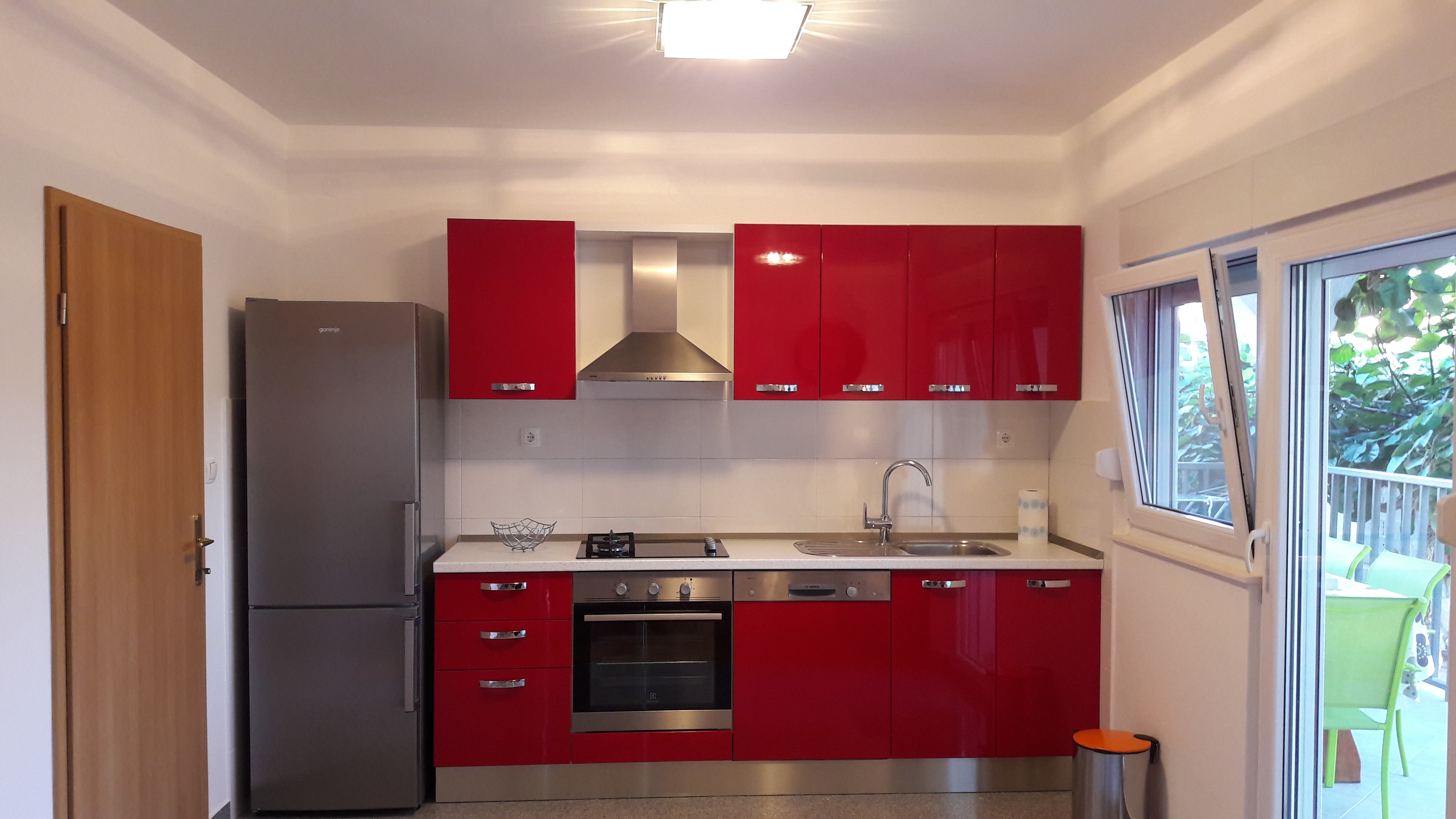 Two bedroom apartment with terrace Vinišće, Trogir (A-13775-a)