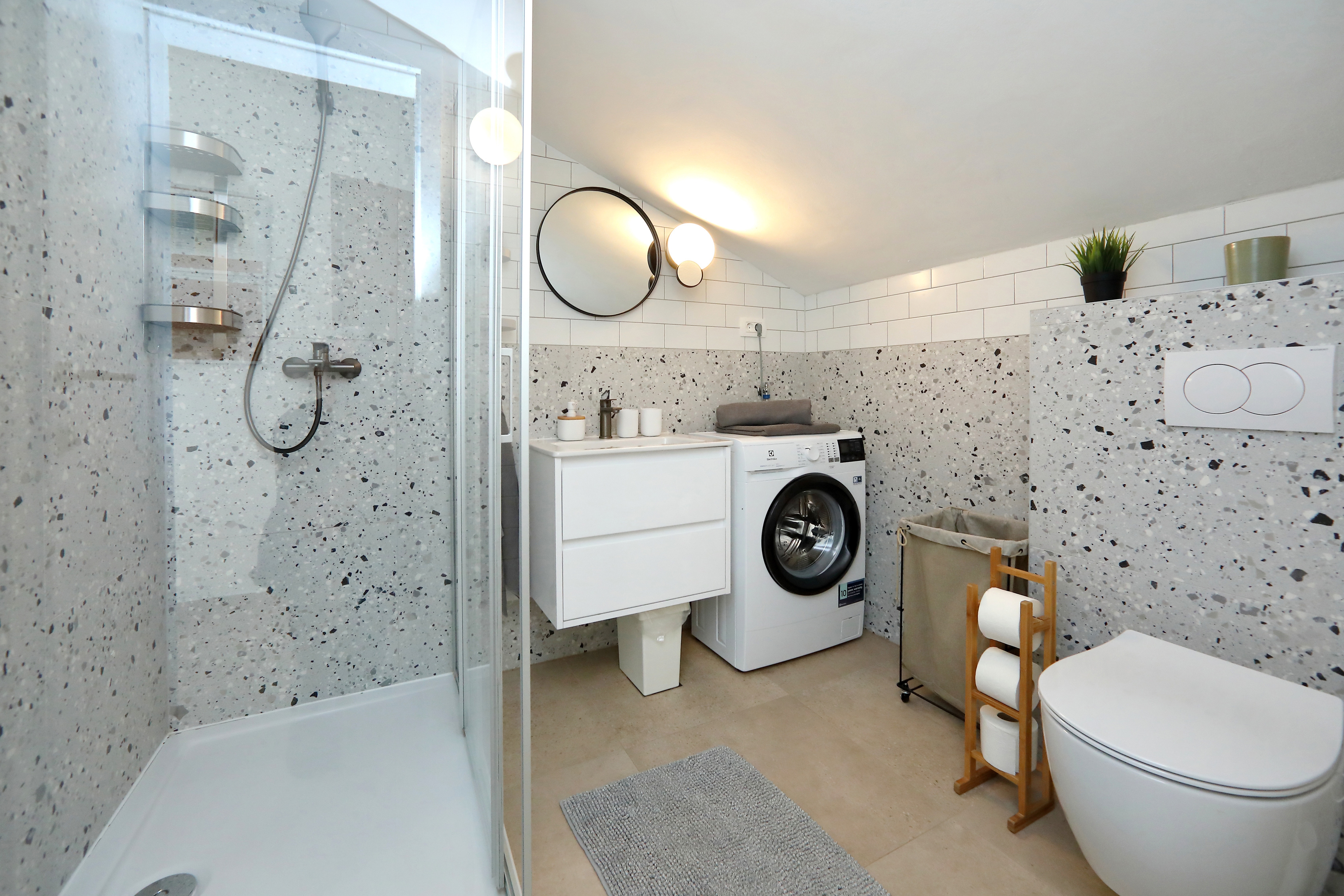 One bedroom apartment with terrace Sukošan, Zadar  A-a