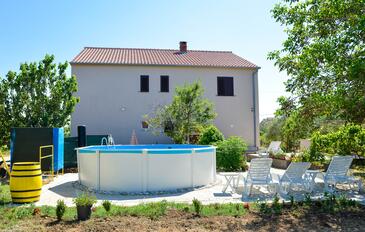 Objekt Poljica, Zadar, Objekt 13838 - Apartmaji s peščeno plažo.
