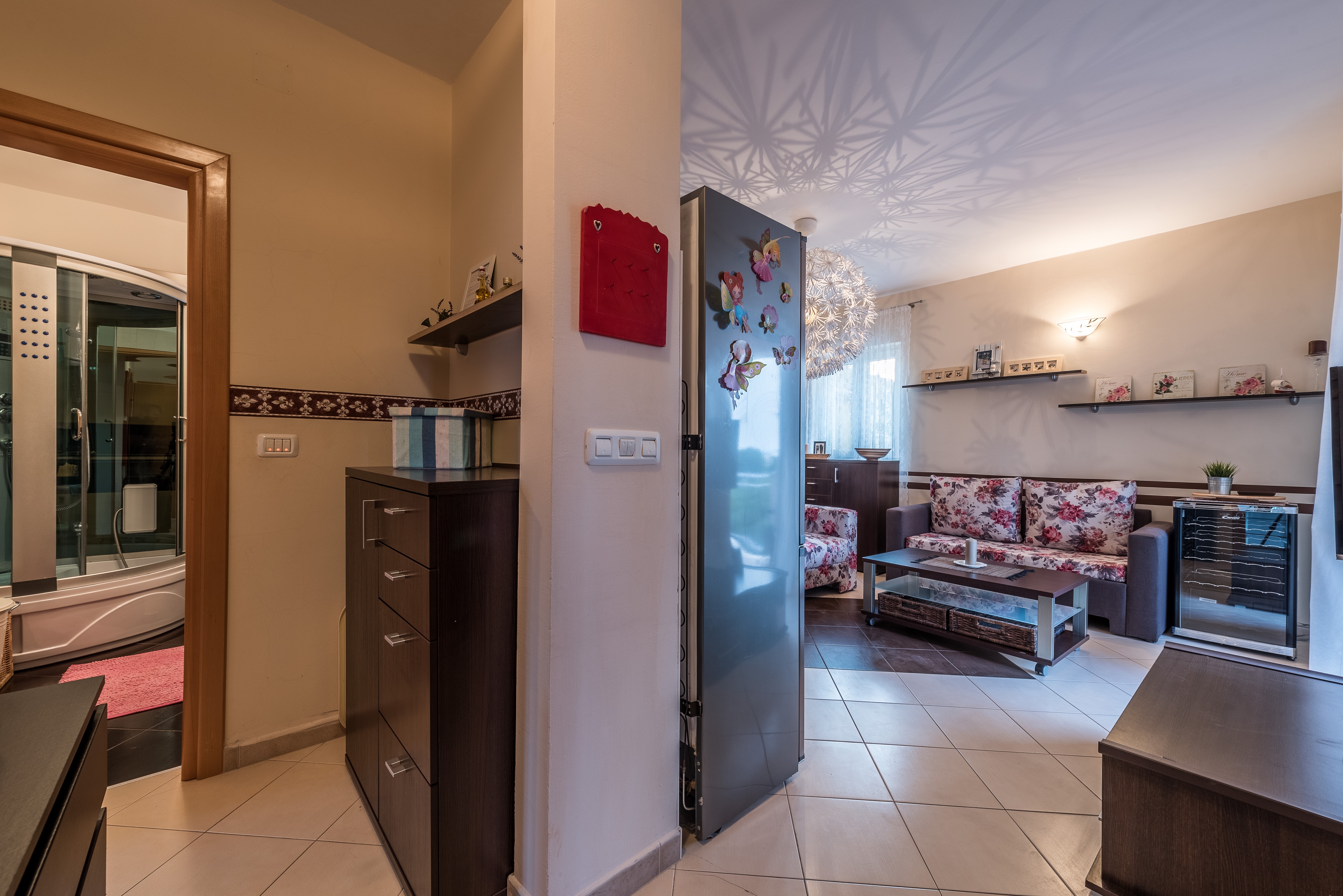 Two bedroom apartment with terrace and sea view Sutomišćica, Ugljan  A-a