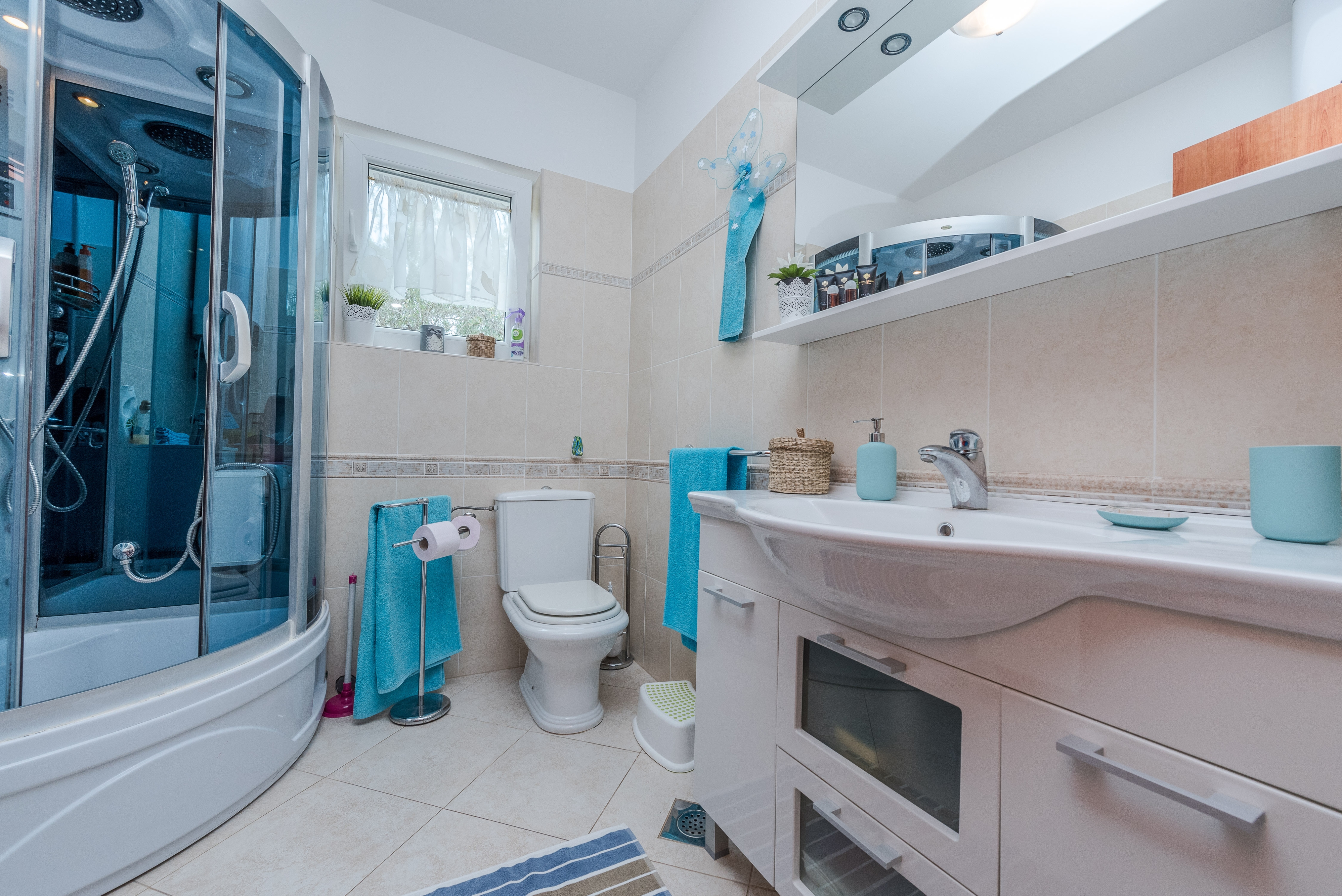 Two bedroom apartment with terrace Sutomišćica, Ugljan  A-b