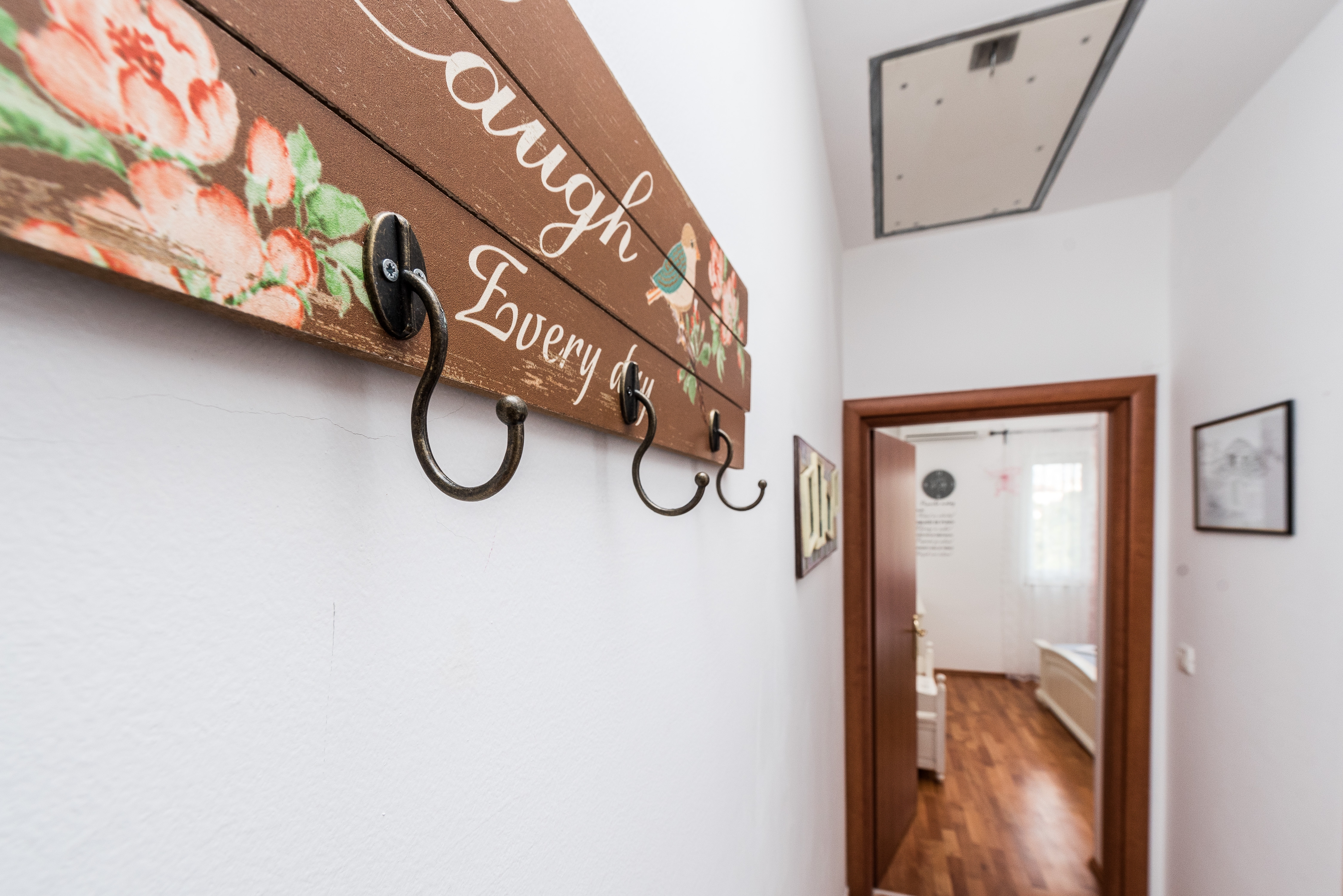 Two bedroom apartment with terrace Sutomišćica, Ugljan  A-b