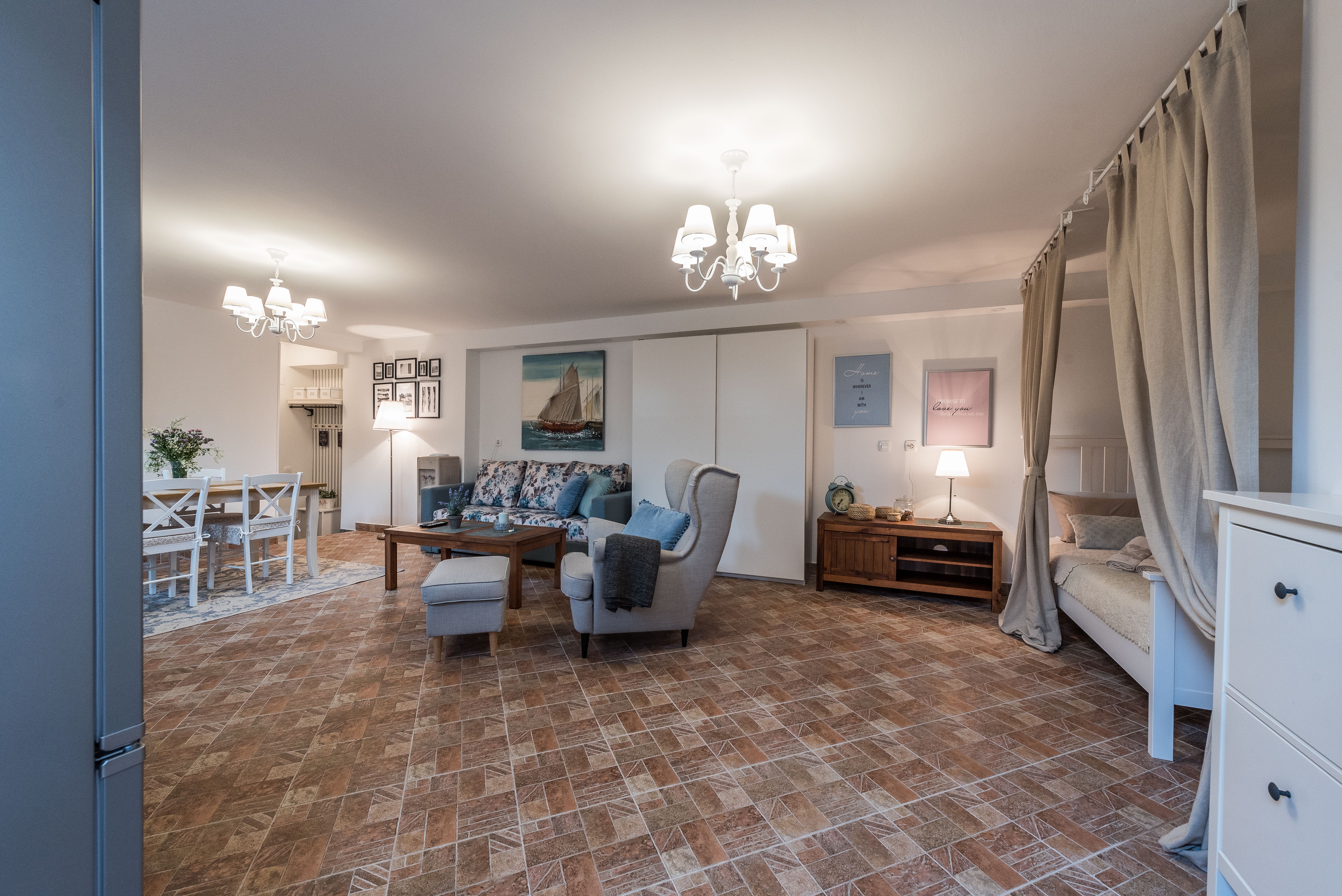 One bedroom apartment with air-conditioning Sutomišćica, Ugljan (A-13872-c)