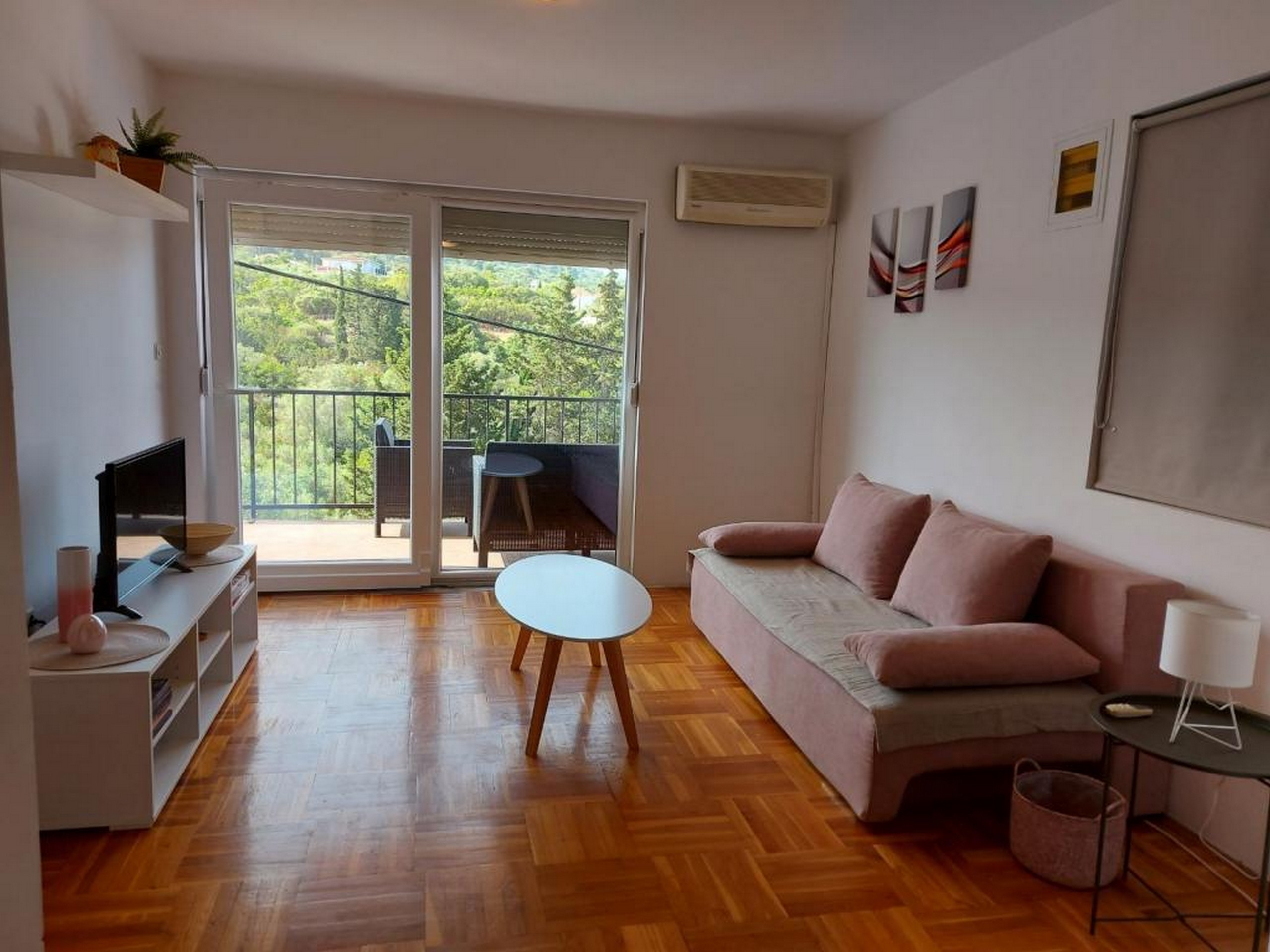 Three bedroom apartment with terrace and sea view Nečujam (Šolta) (A-13884-a)